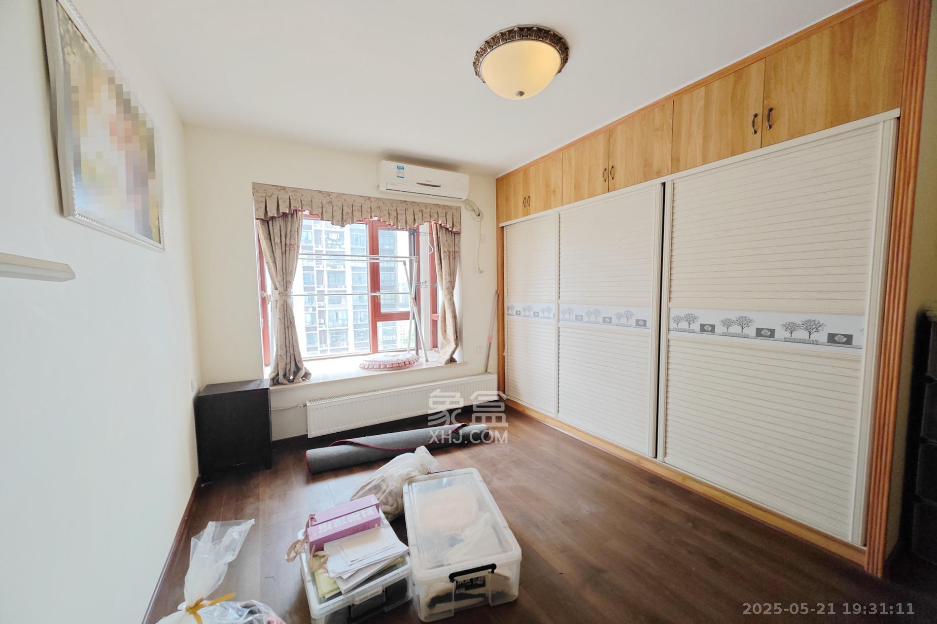 中江佳境天成  3室2厅2卫    108.0万卧室