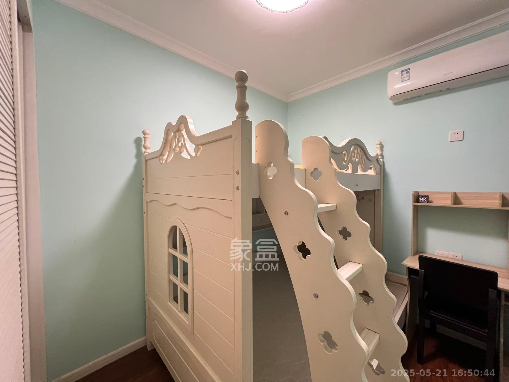 和泓梅溪四季  3室2厅2卫    2400.0元/月 和泓梅溪四季  3室2厅2卫    2400.0元/月室内图