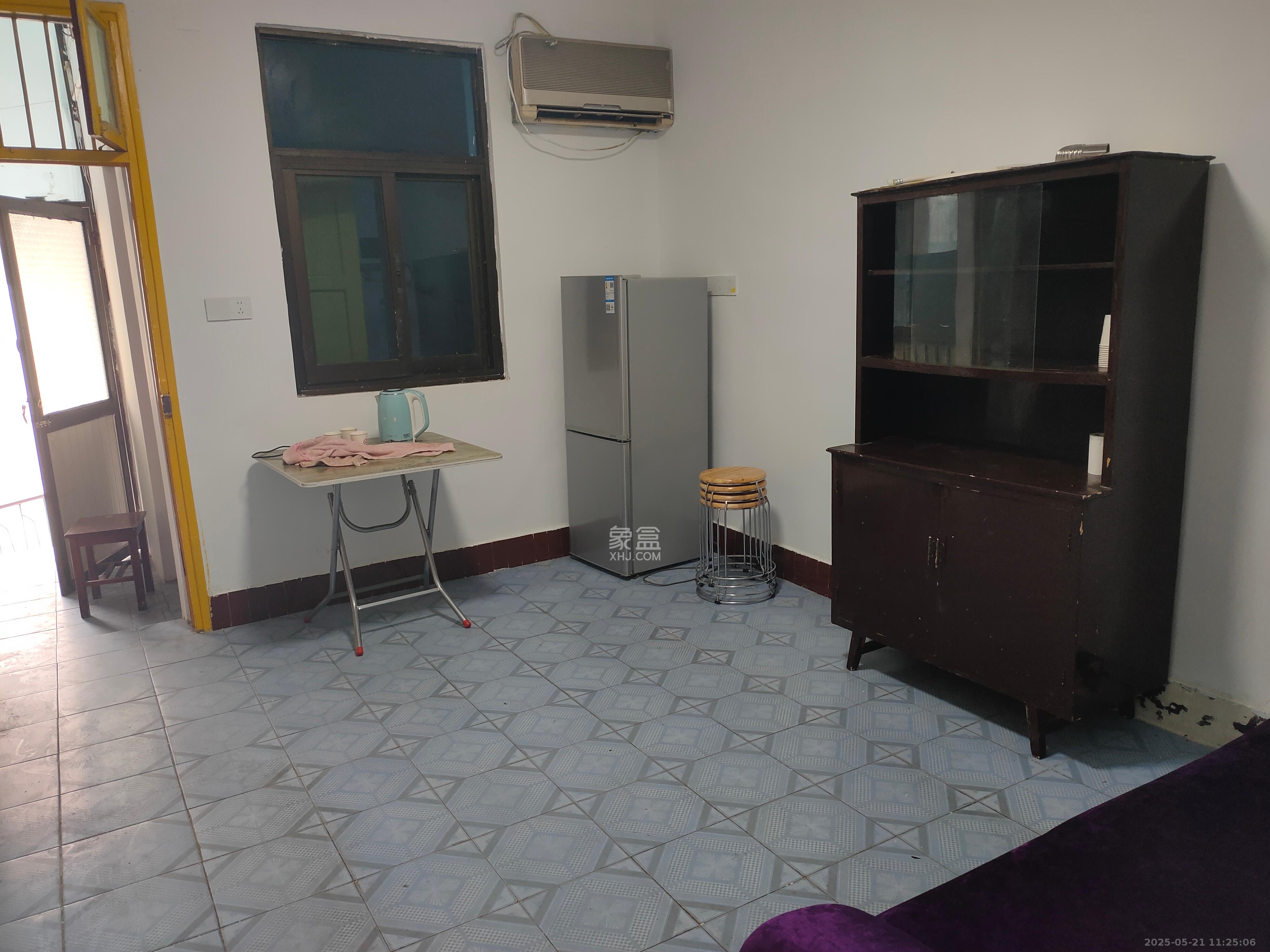 长沙县疾控中心宿舍 2室1厅1卫 1500.0元/月 长沙县疾控中心宿舍 2室1厅1卫 1500.0元/月室内图