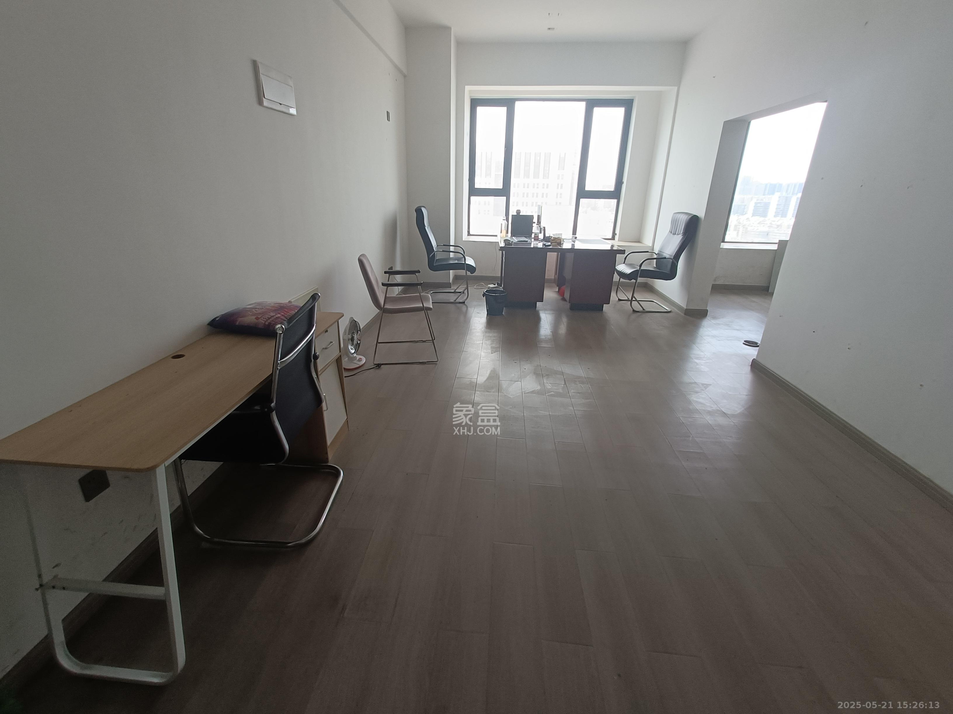梅溪湖家居建材城  1室1厅1卫   1500.00元/月室内图1