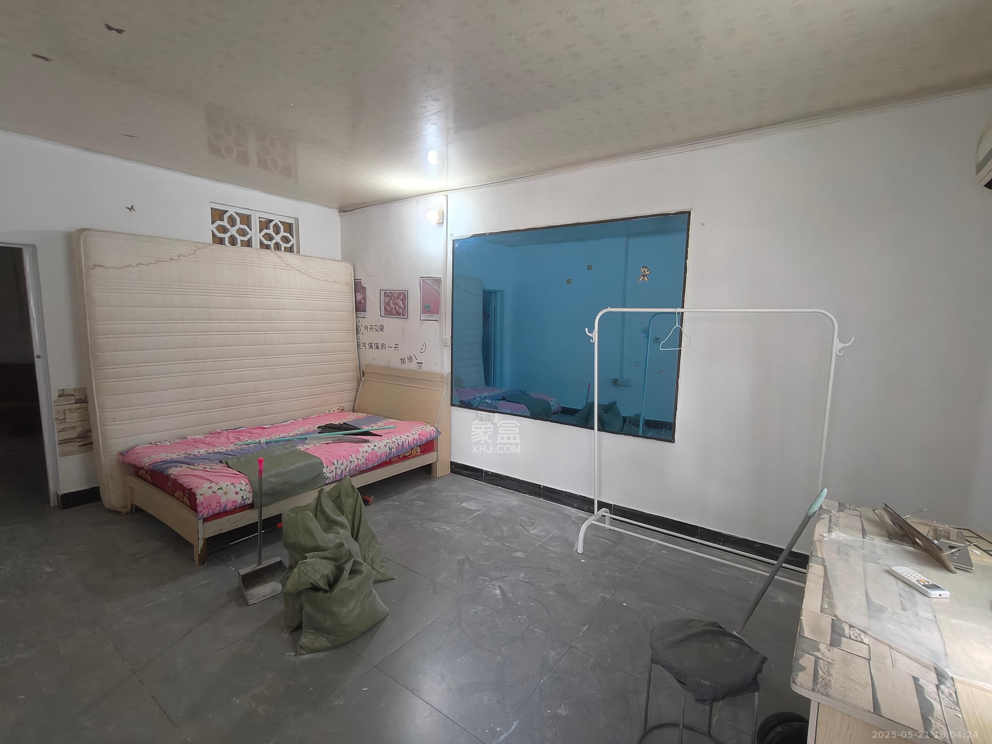 东文庙坪 1室1厅1卫 1500.0元/月 东文庙坪 1室1厅1卫 1500.0元/月室内图