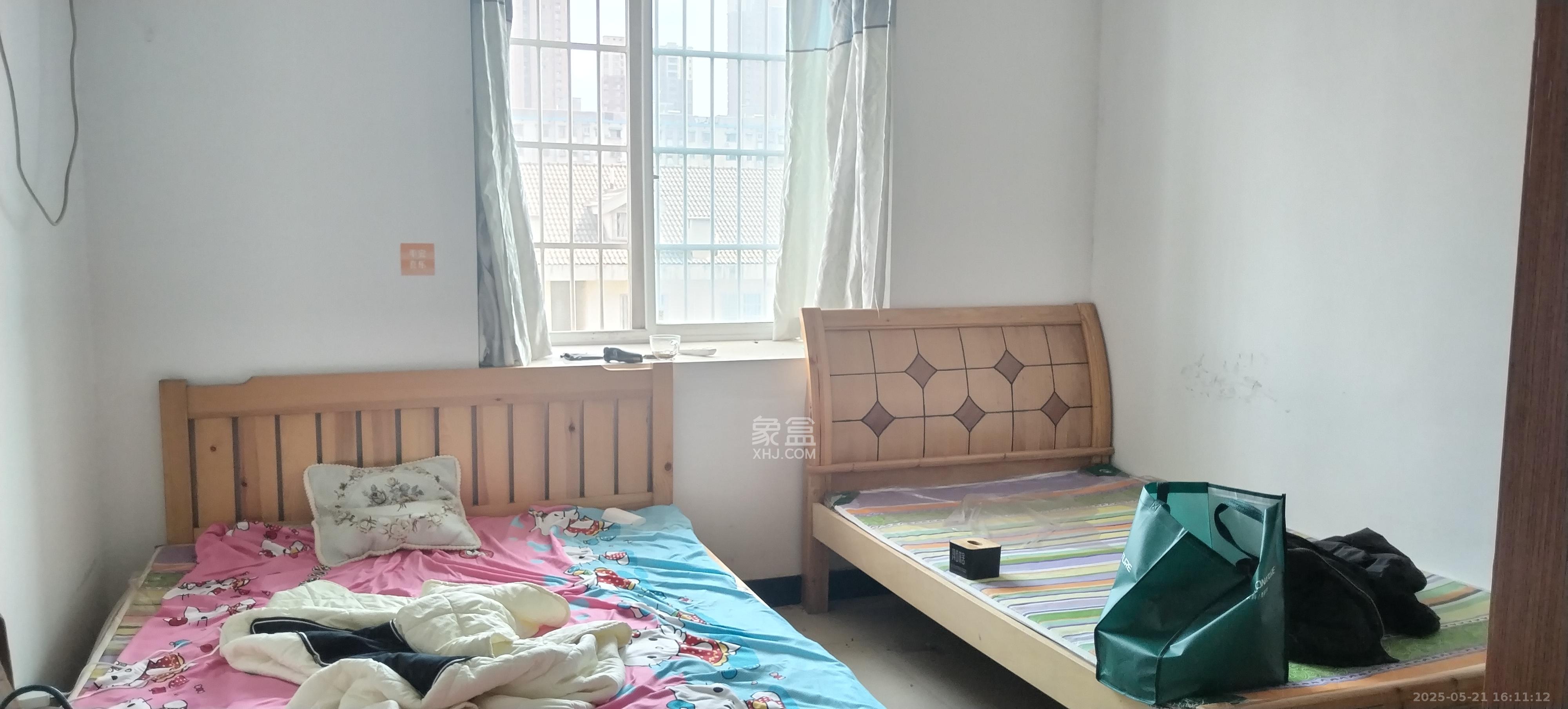 湘樟园小区（湘樟家园）  3室1厅1卫   2000.00元/月室内图