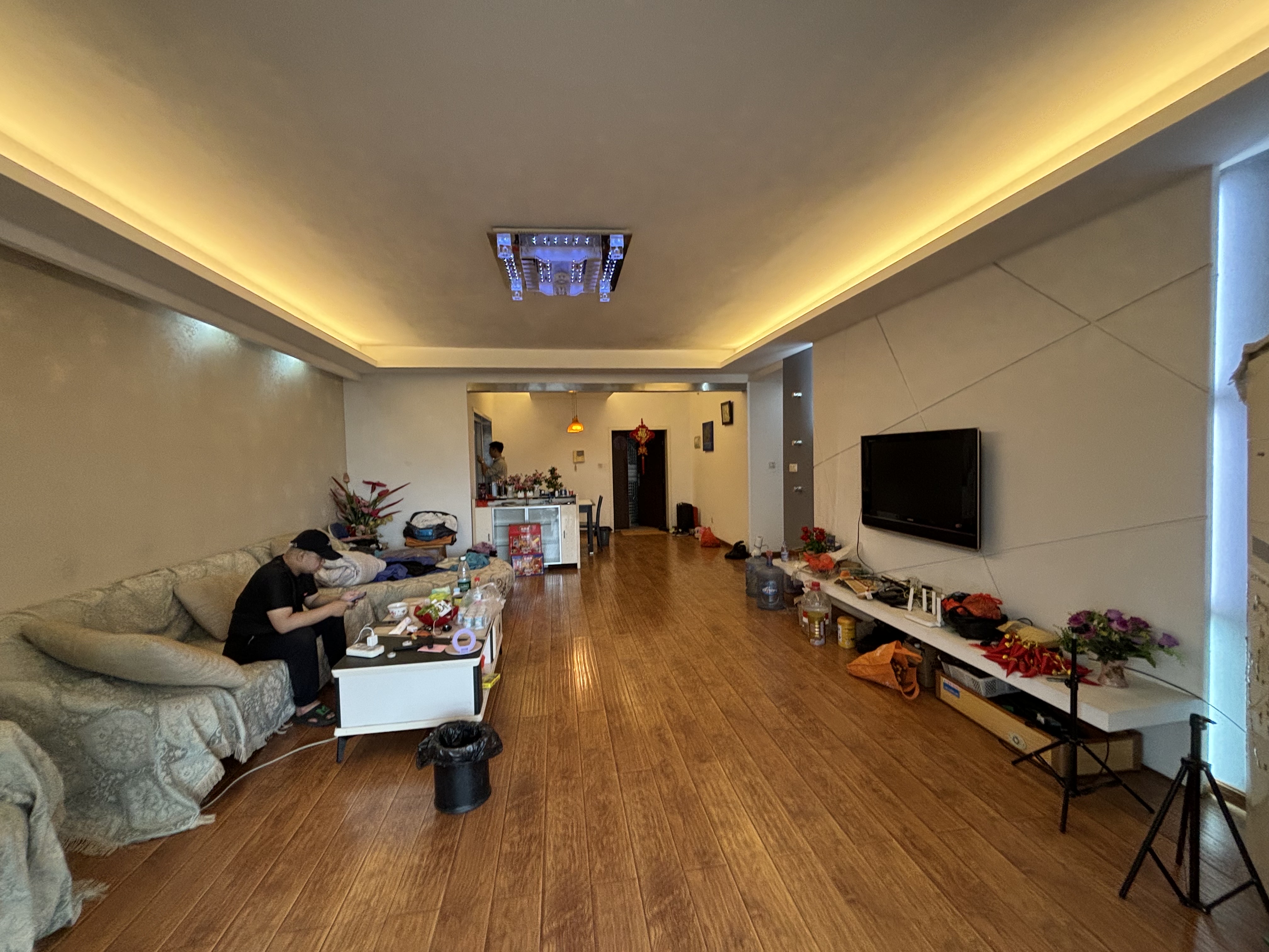 憬华花园 3室0厅0卫 2000.0元/月 憬华花园 3室0厅0卫 2000.0元/月室内图