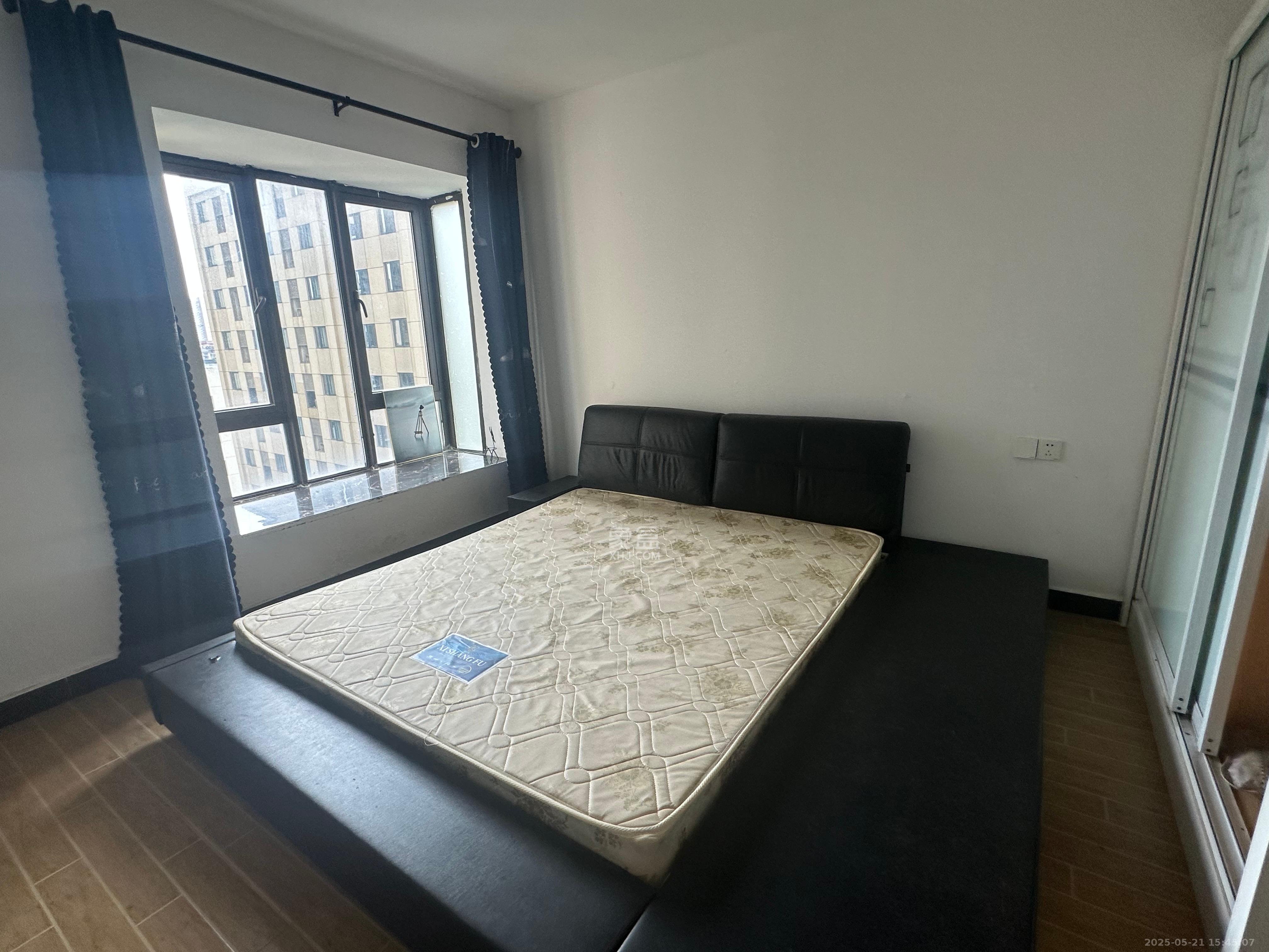 中欣楚天熙苑 3室2厅2卫 2500.0元/月 中欣楚天熙苑 3室2厅2卫 2500.0元/月室内图