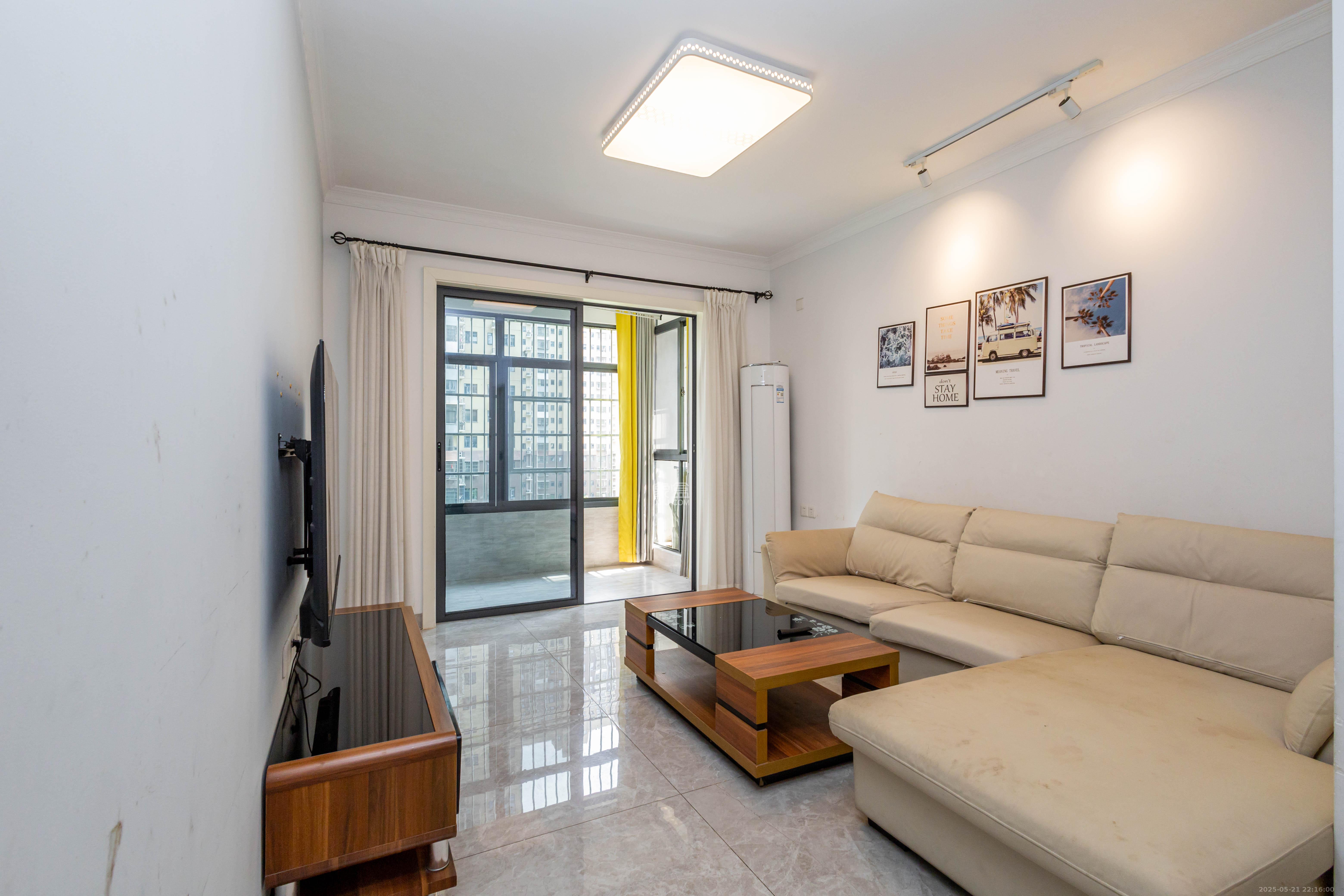 中国铁建国际城二期  2室2厅1卫    49.1万 中国铁建国际城二期  2室2厅1卫    49.1万客厅