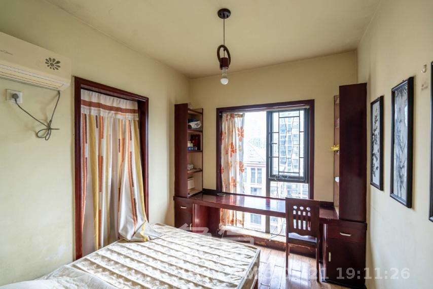 中城丽景香山园  3室2厅2卫    2600.0元/月室内图