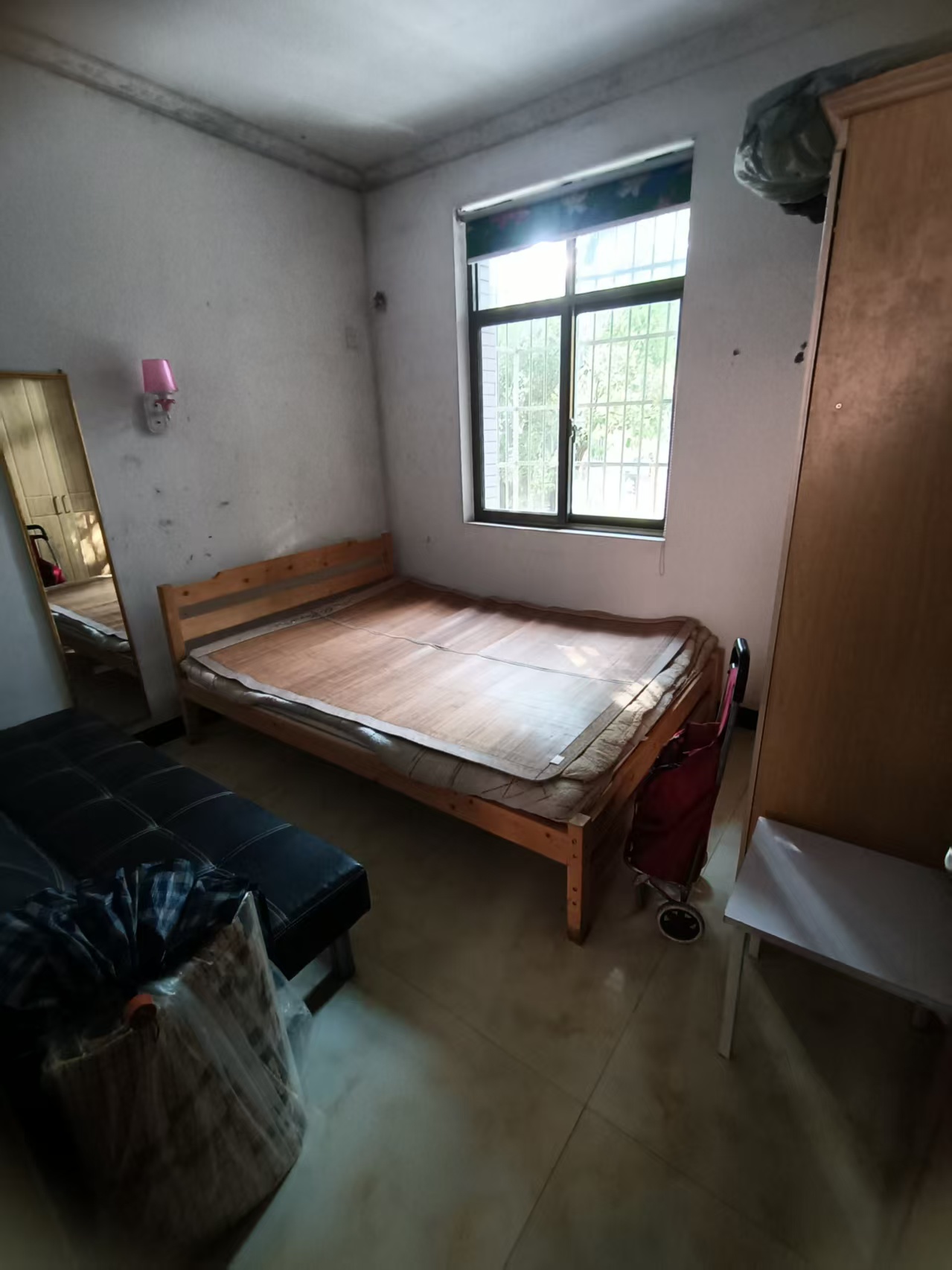 桃永小区  1室1厅1卫    800.0元/月 桃永小区  1室1厅1卫    800.0元/月室内图