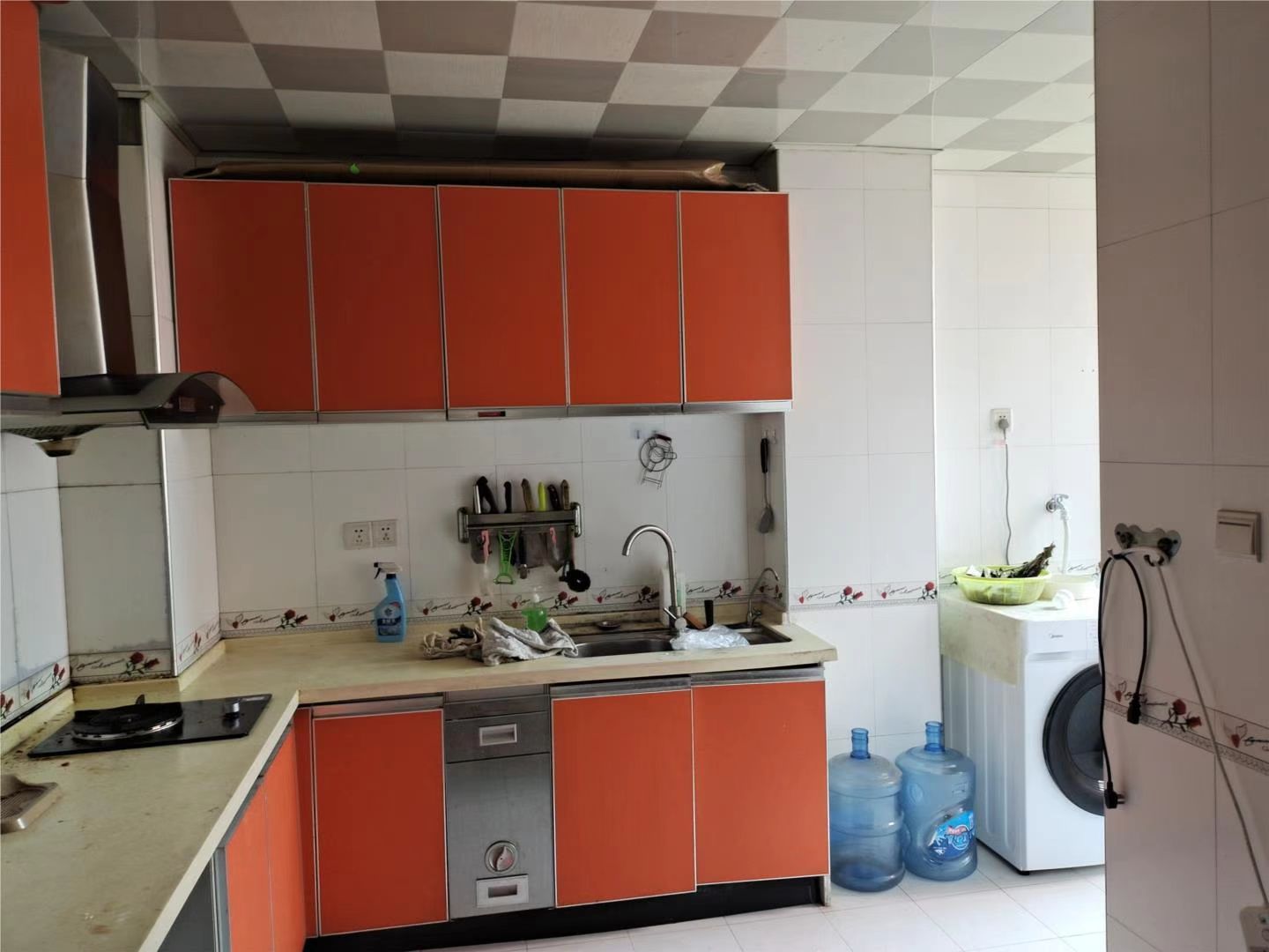 区检察院家属房 4室2厅2卫 1500.0元/月 区检察院家属房 4室2厅2卫 1500.0元/月室内图