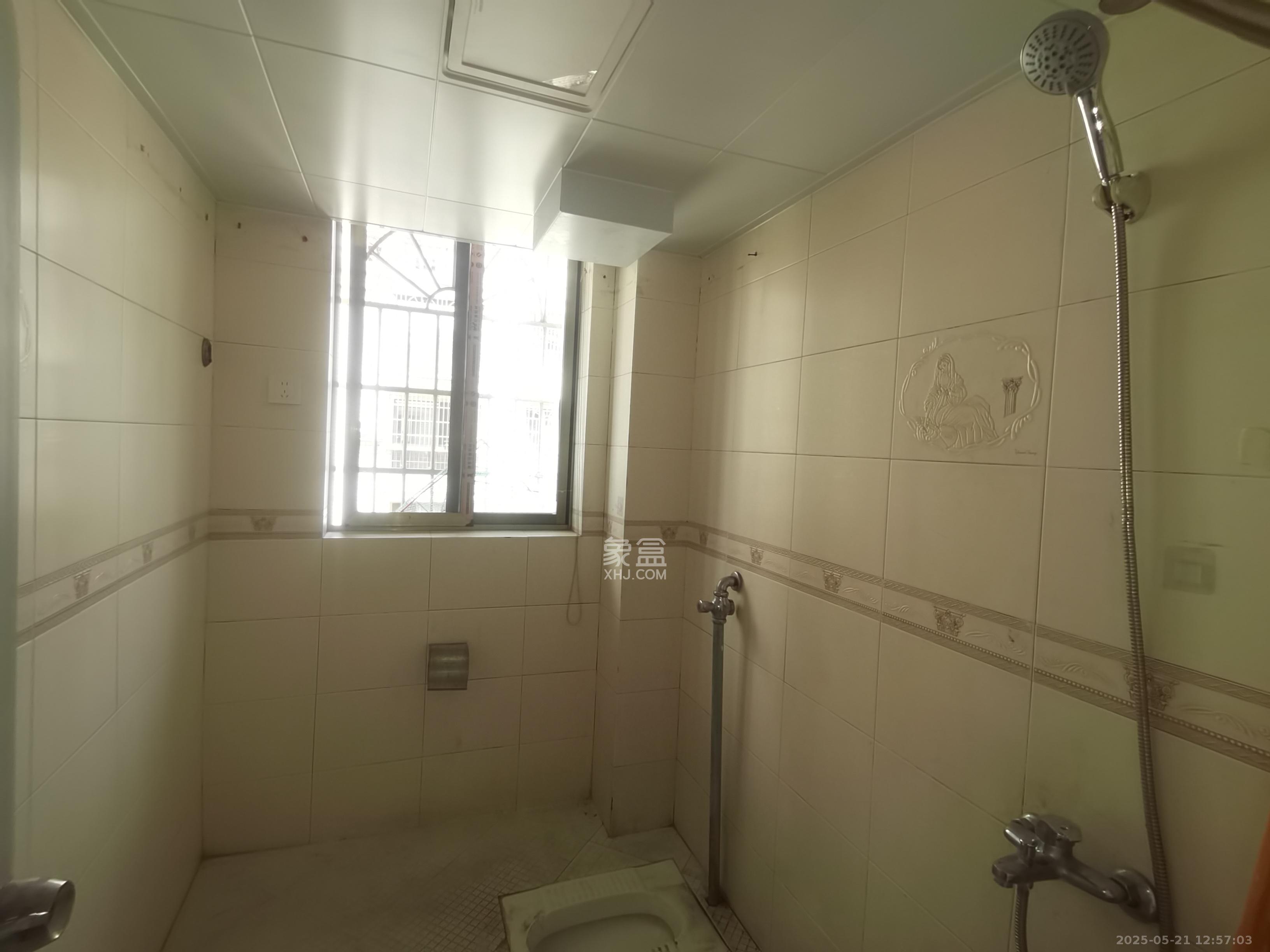 杨铭园  3室2厅1卫    2500.0元/月 杨铭园  3室2厅1卫    2500.0元/月室内图