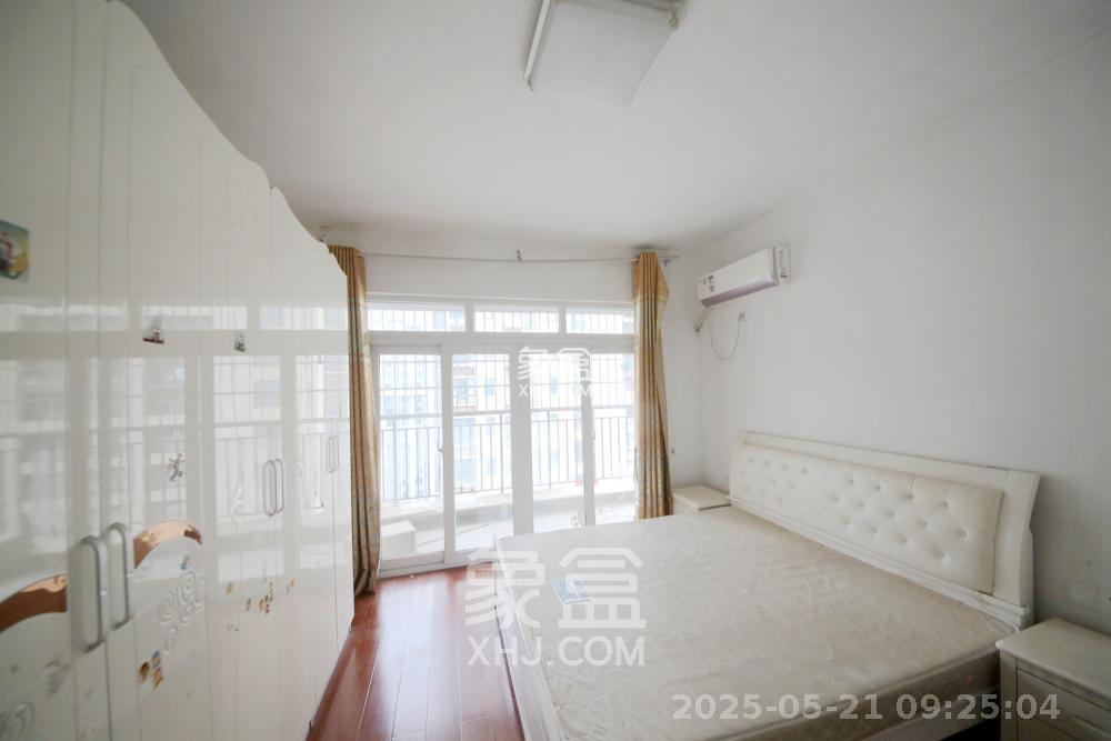 泊爱蓝湾 3室2厅2卫 3200.0元/月 泊爱蓝湾 3室2厅2卫 3200.0元/月室内图