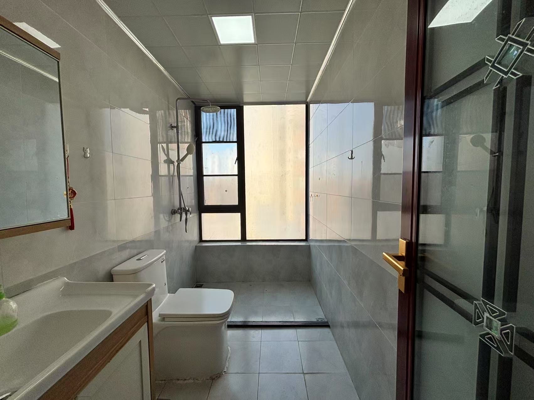 鲁能钓鱼台美高梅 3室2厅1卫 149.0万 鲁能钓鱼台美高梅 3室2厅1卫 149.0万客厅