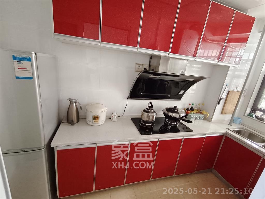 阳光100二期  1室1厅1卫   1800.00元/月室内图