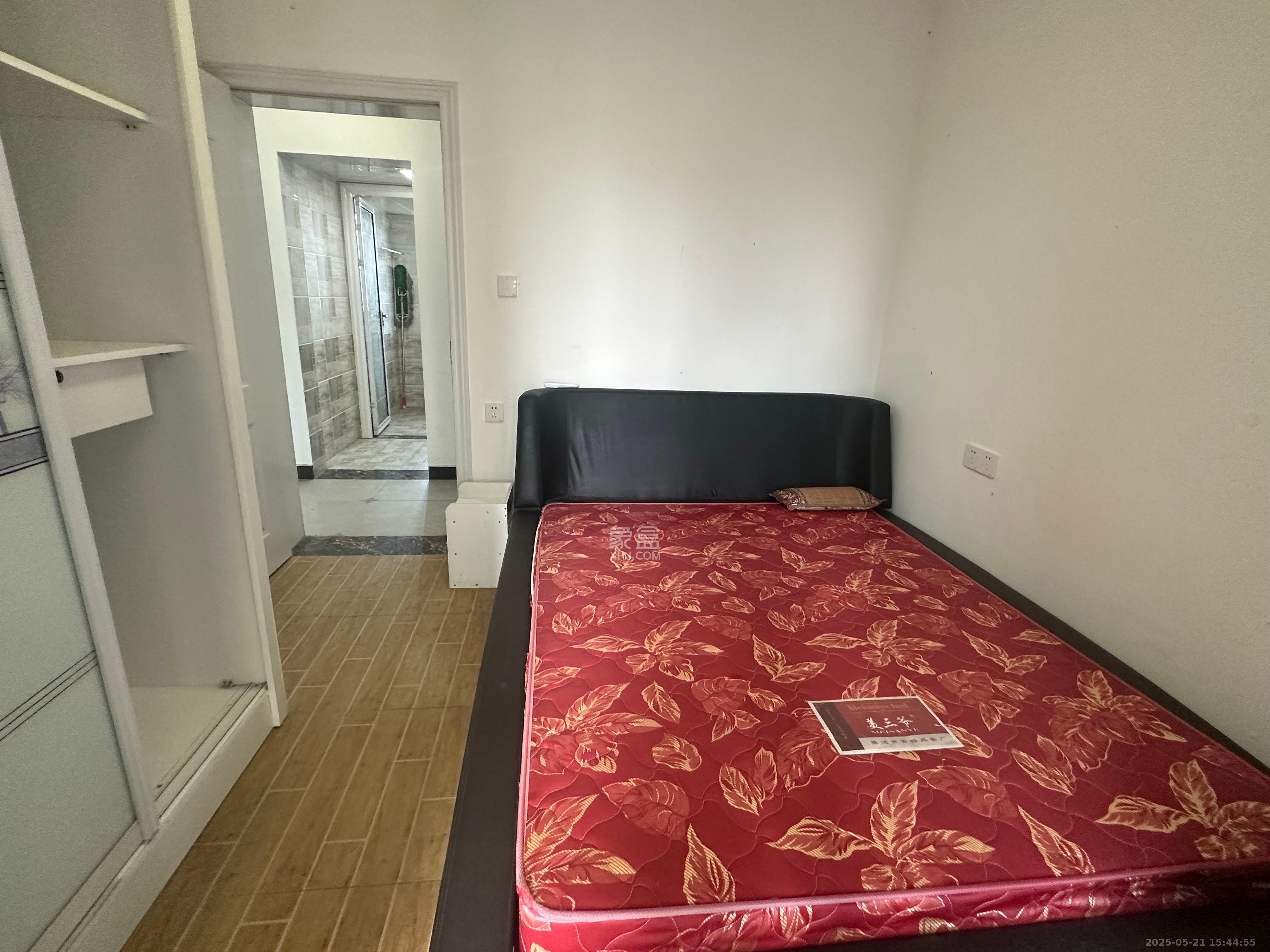 中欣楚天熙苑 3室2厅2卫 2500.0元/月 中欣楚天熙苑 3室2厅2卫 2500.0元/月室内图