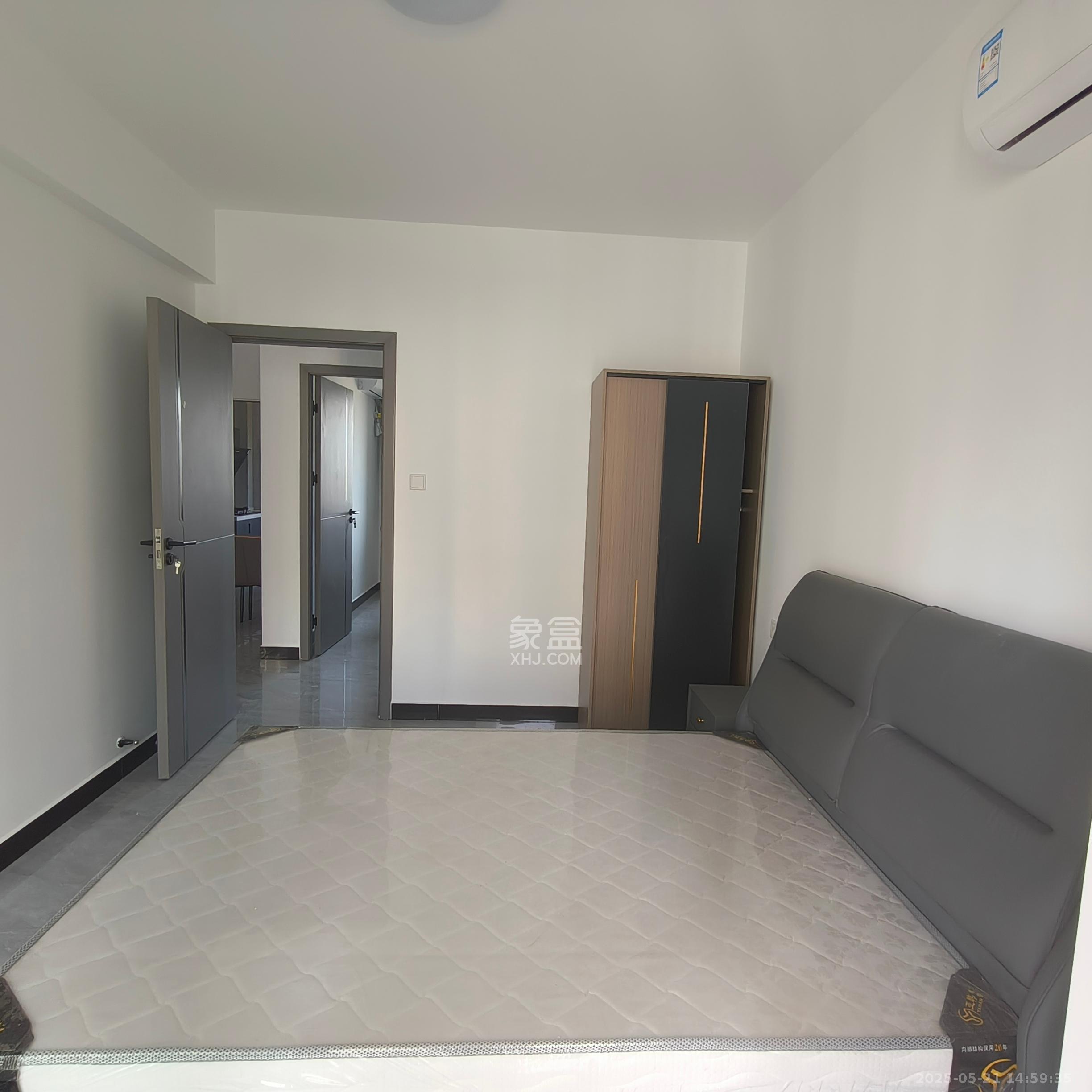 周南学府 4室2厅2卫 2700.0元/月 周南学府 4室2厅2卫 2700.0元/月室内图