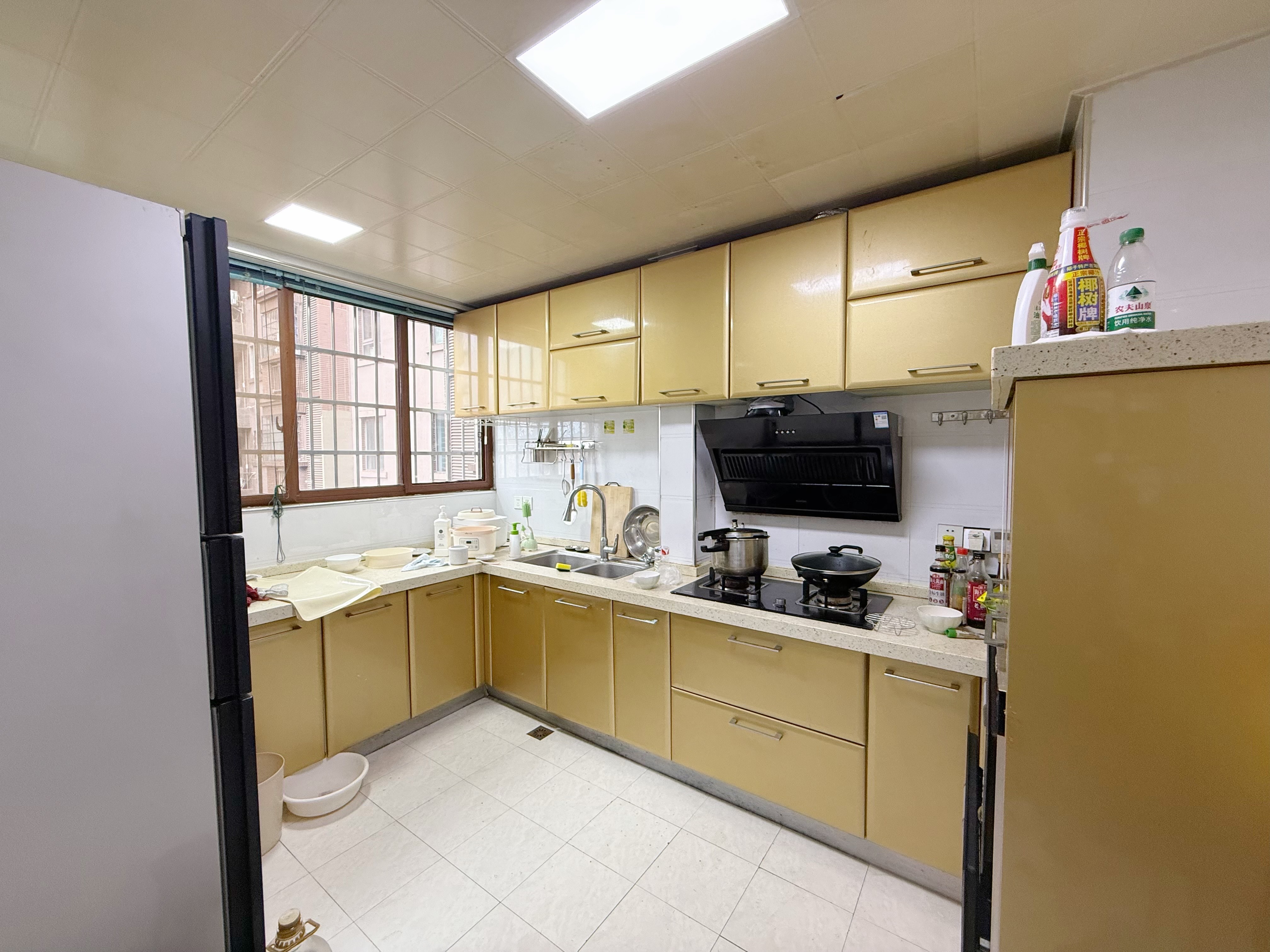 大同芙蓉 2室2厅1卫 2000.0元/月 大同芙蓉 2室2厅1卫 2000.0元/月室内图