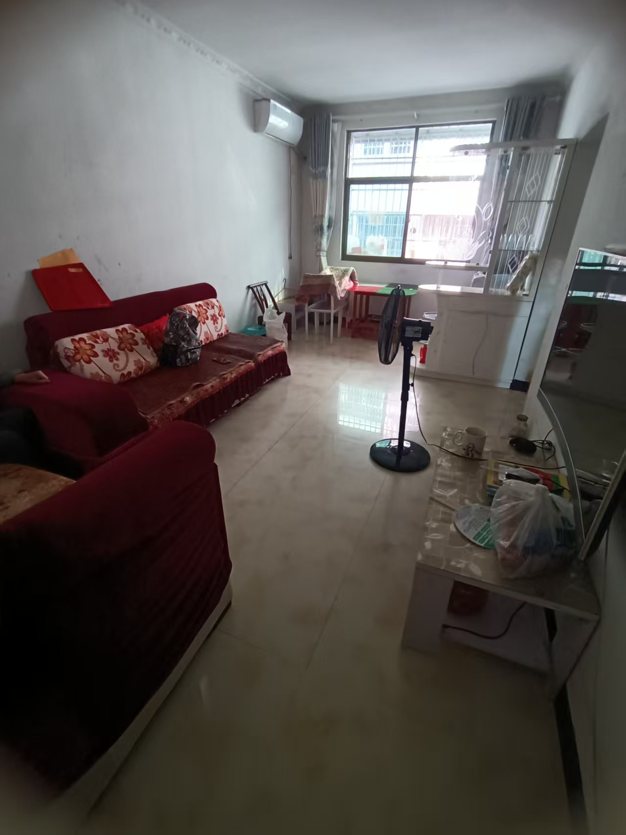 桃永小区  1室1厅1卫    800.0元/月 桃永小区  1室1厅1卫    800.0元/月室内图1