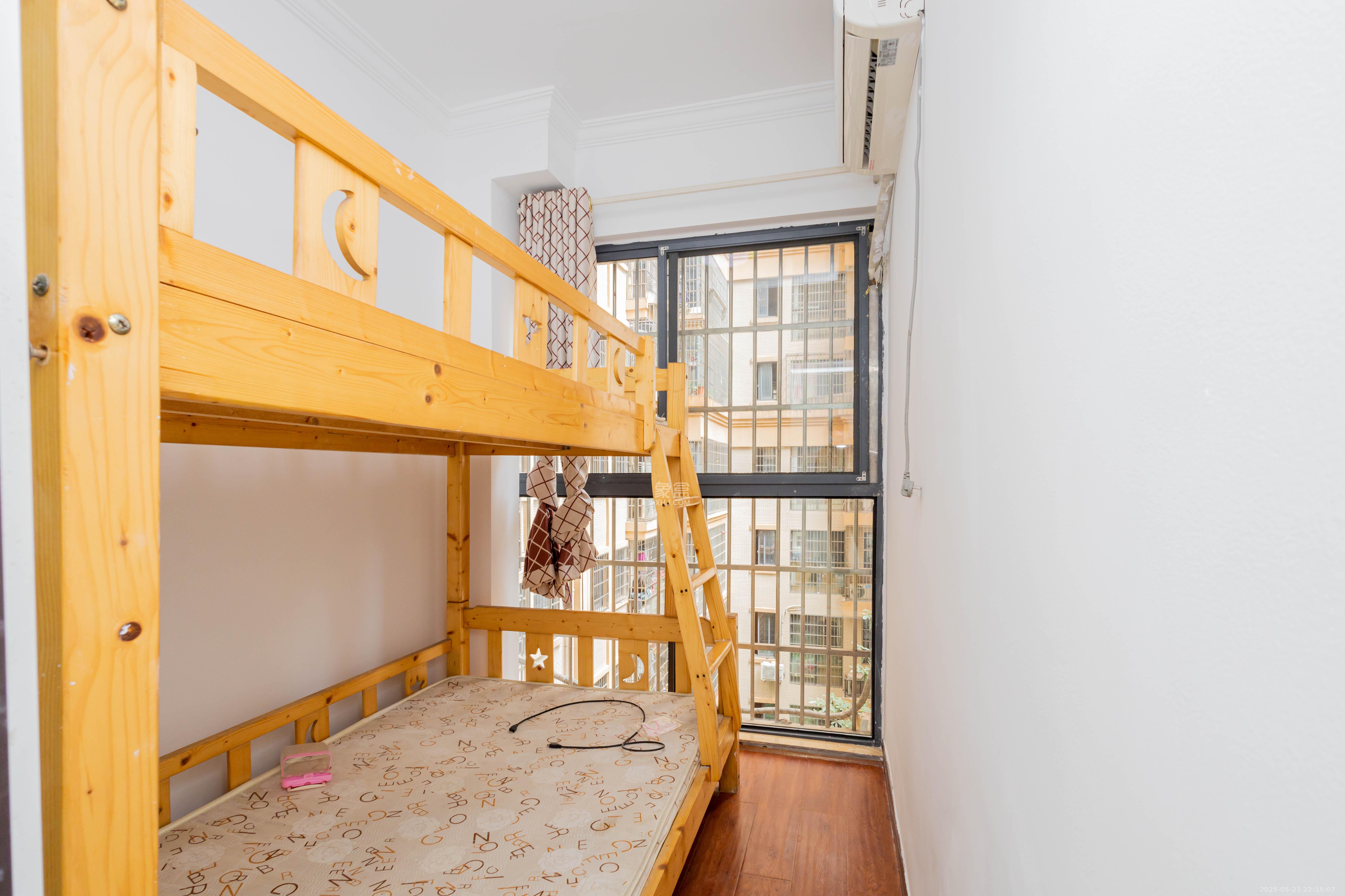 佳美紫郡  3室2厅1卫    45.8万 佳美紫郡  3室2厅1卫    45.8万卧室