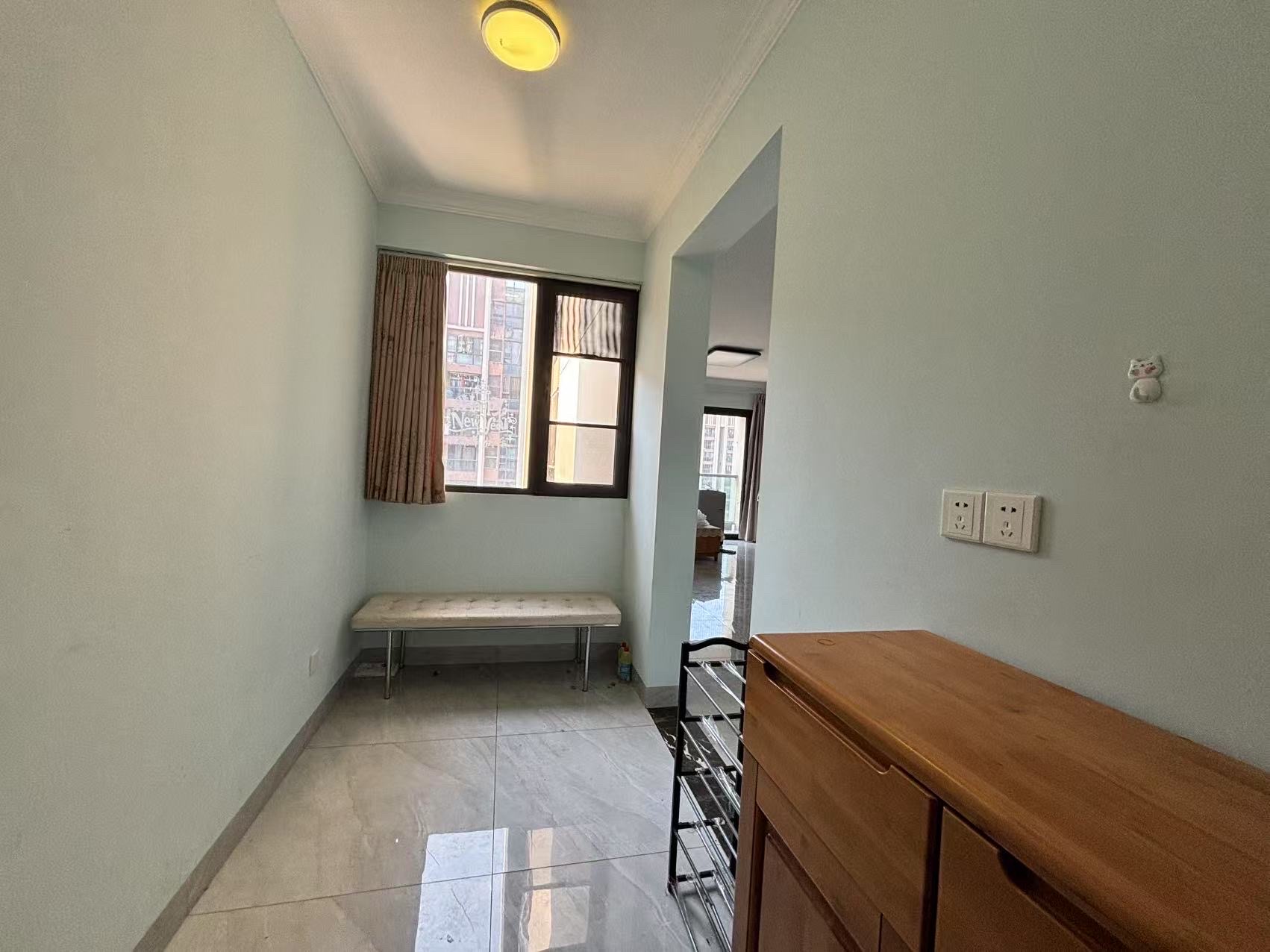 鲁能钓鱼台美高梅 3室2厅1卫 149.0万 鲁能钓鱼台美高梅 3室2厅1卫 149.0万客厅