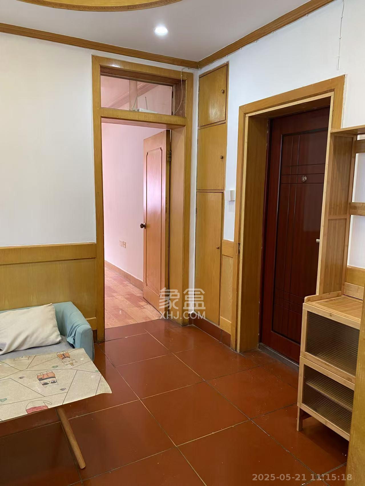 红旗社区  1室1厅1卫   1500.00元/月