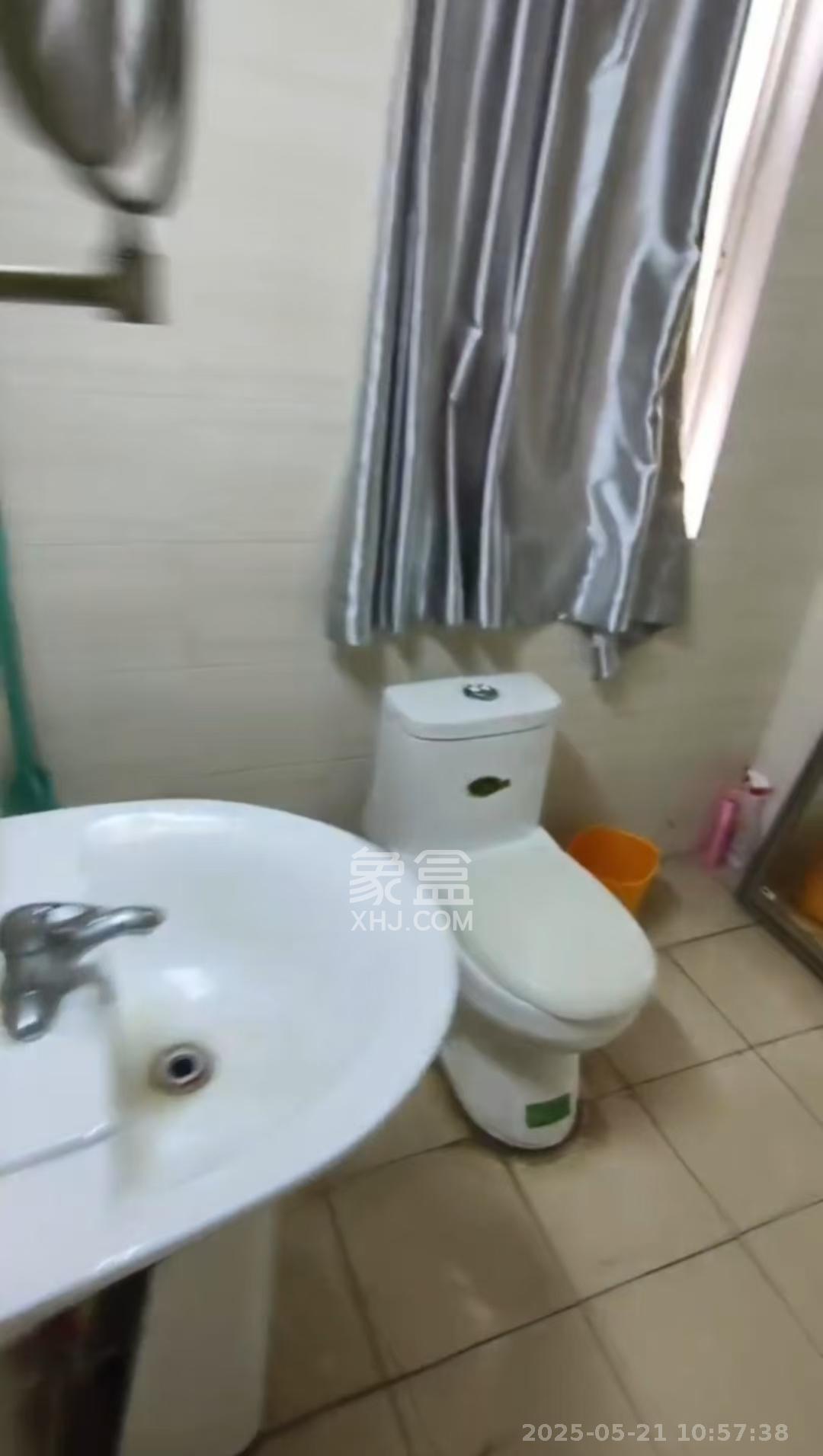 霞光山庄南苑  1室0厅1卫   460.00元/月室内图