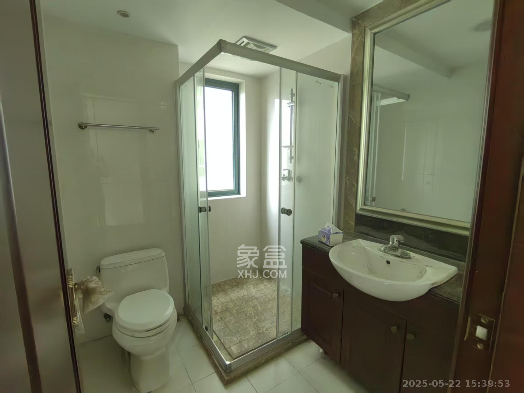 恒大城  4室2厅2卫    2400.0元/月室内图