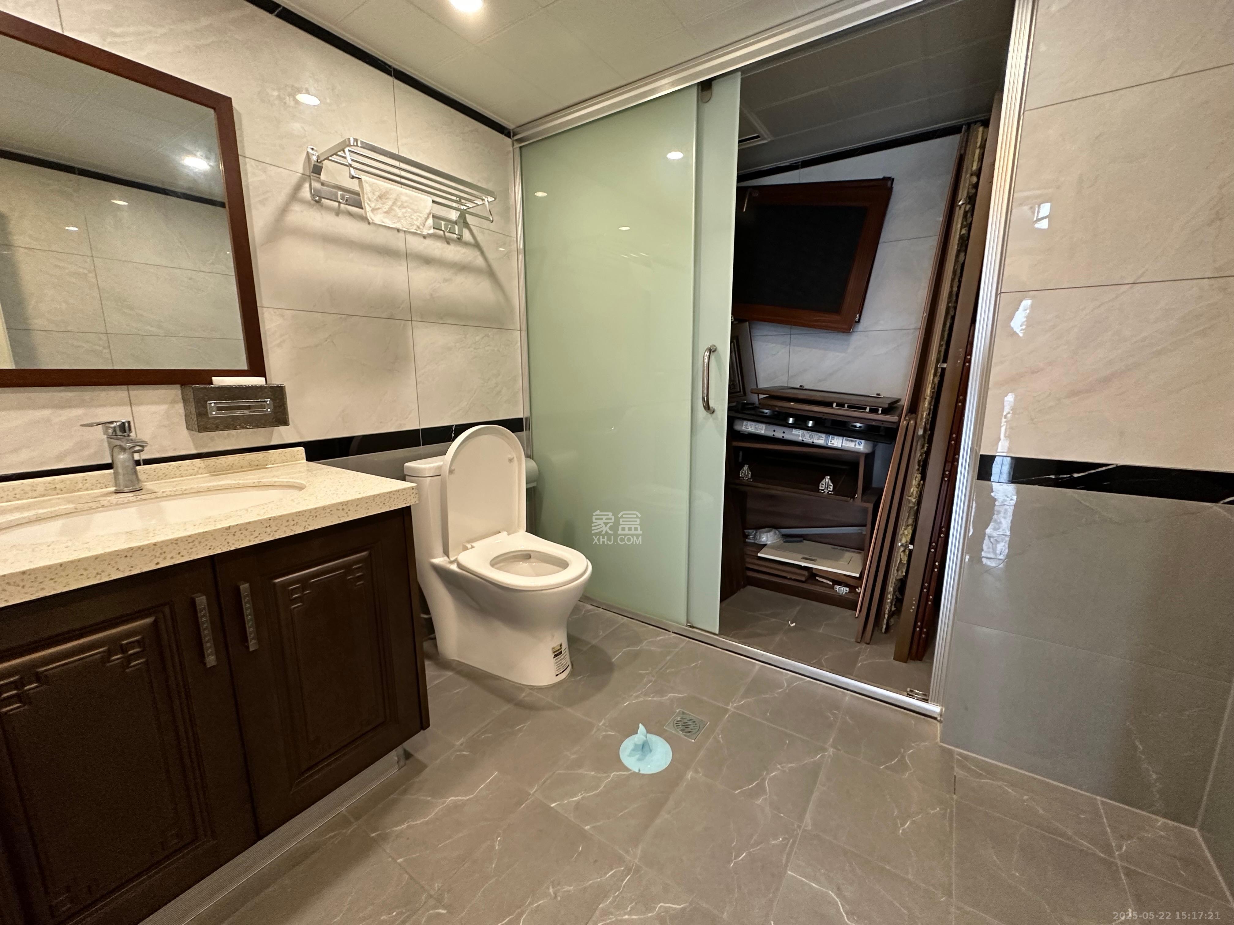 北辰定江洋 3室2厅2卫 10000.0元/月 北辰定江洋 3室2厅2卫 10000.0元/月室内图