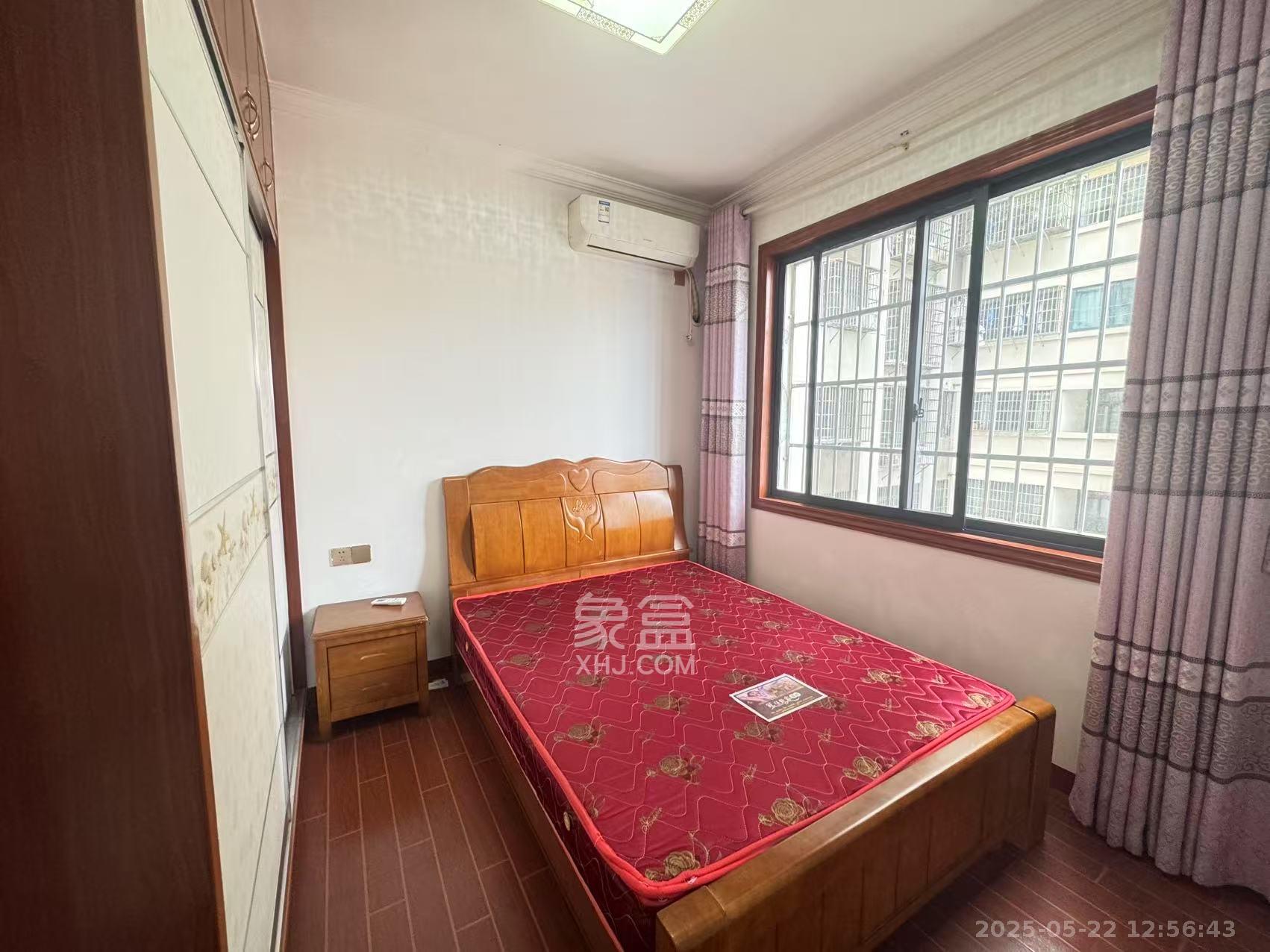 嘉顺苑  1室2厅1卫    2100.0元/月室内图