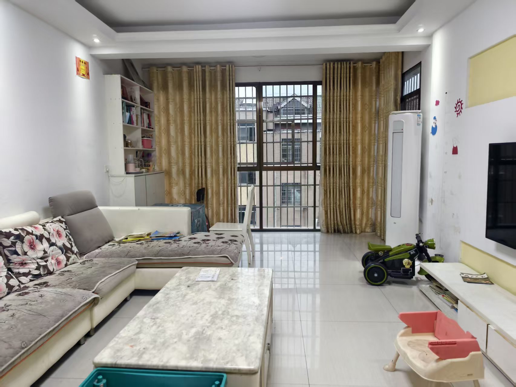 幸福里  3室2厅2卫    39.8万 幸福里  3室2厅2卫    39.8万室内图