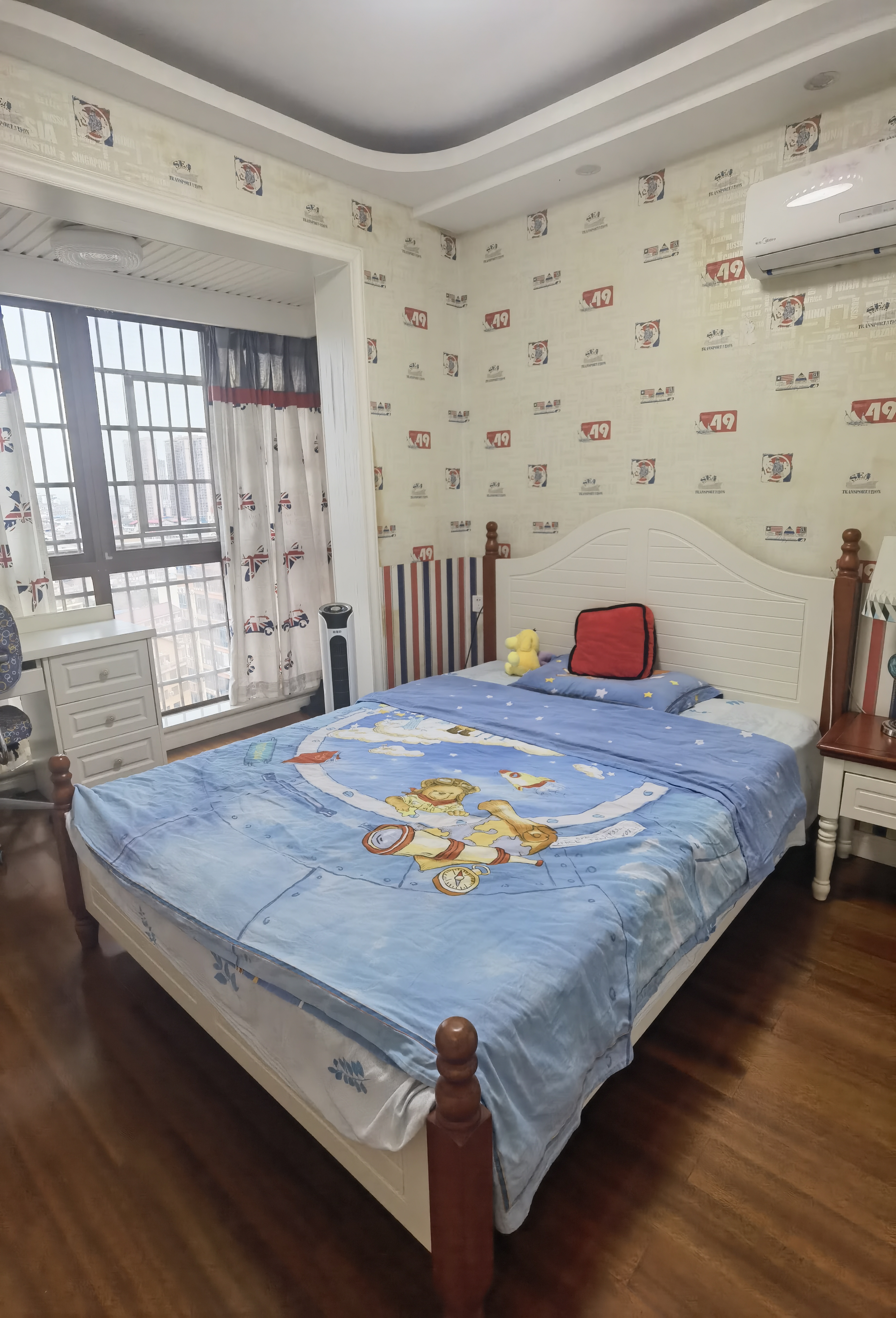 新概念 3室2厅2卫 69.8万 新概念 3室2厅2卫 69.8万客厅