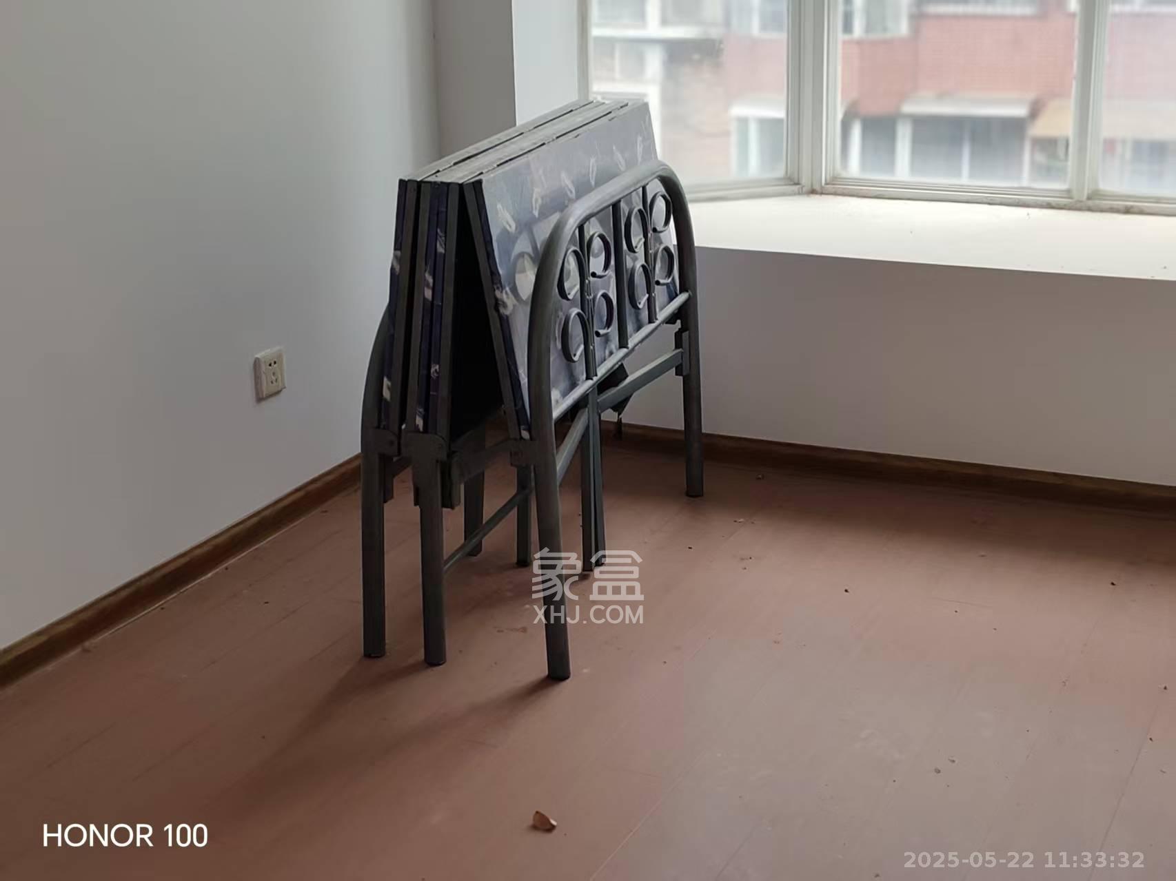 山水庭院  3室1厅1卫    1700.0元/月 山水庭院  3室1厅1卫    1700.0元/月户型图