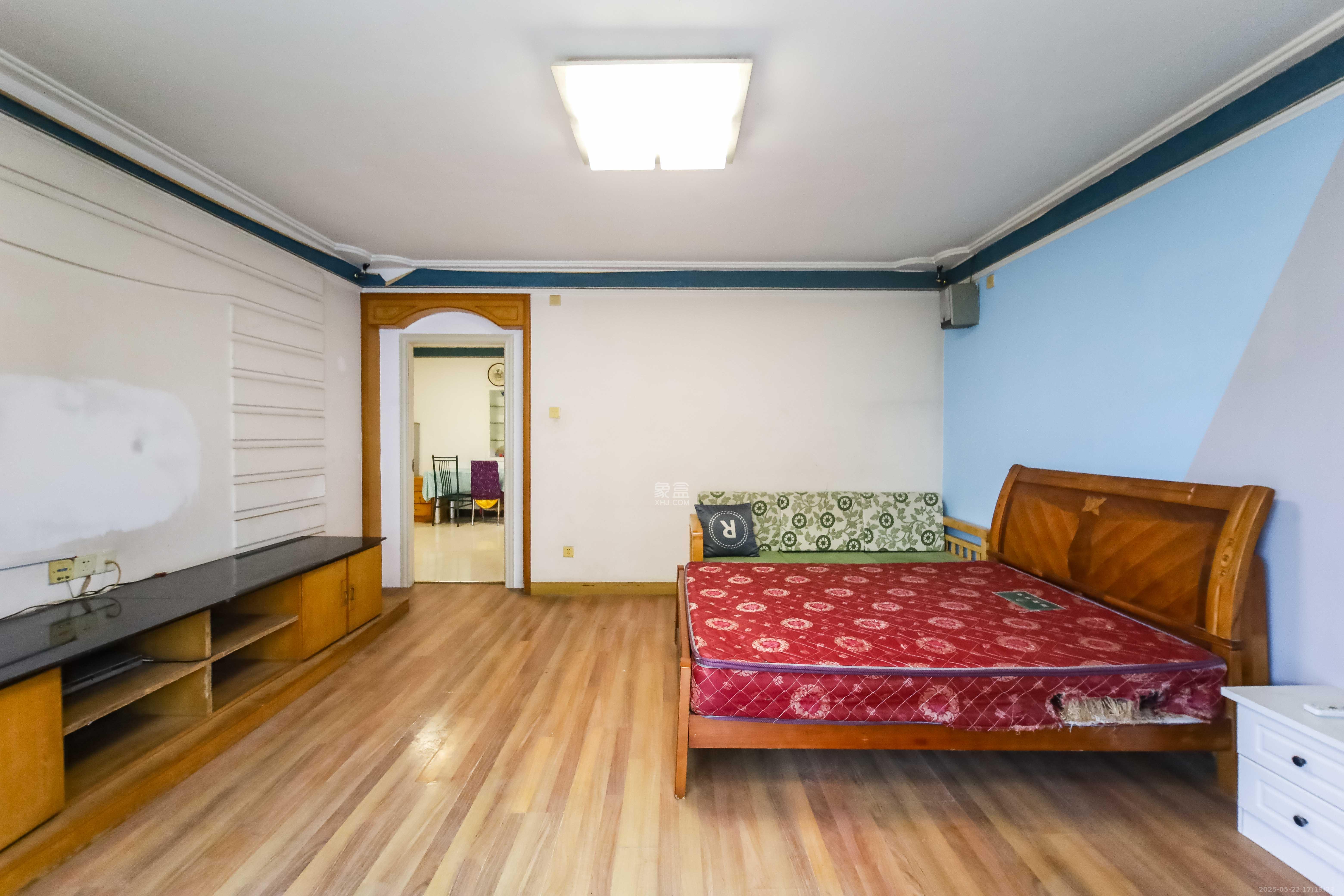 德政园  3室2厅1卫    54.0万 德政园  3室2厅1卫    54.0万卧室