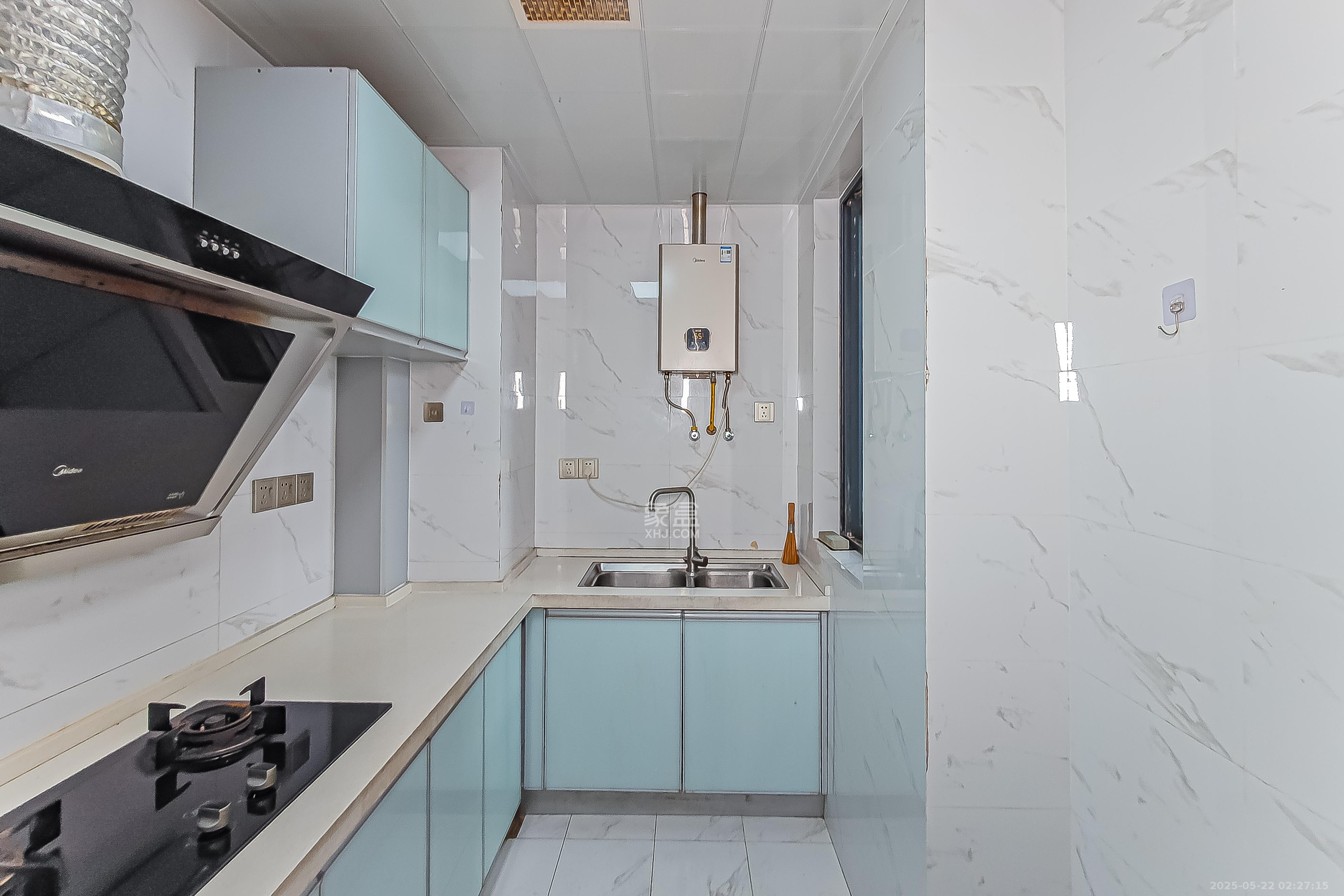 建发中央公园(建发美地) 3室2厅2卫 135.0万 建发中央公园(建发美地) 3室2厅2卫 135.0万厨房