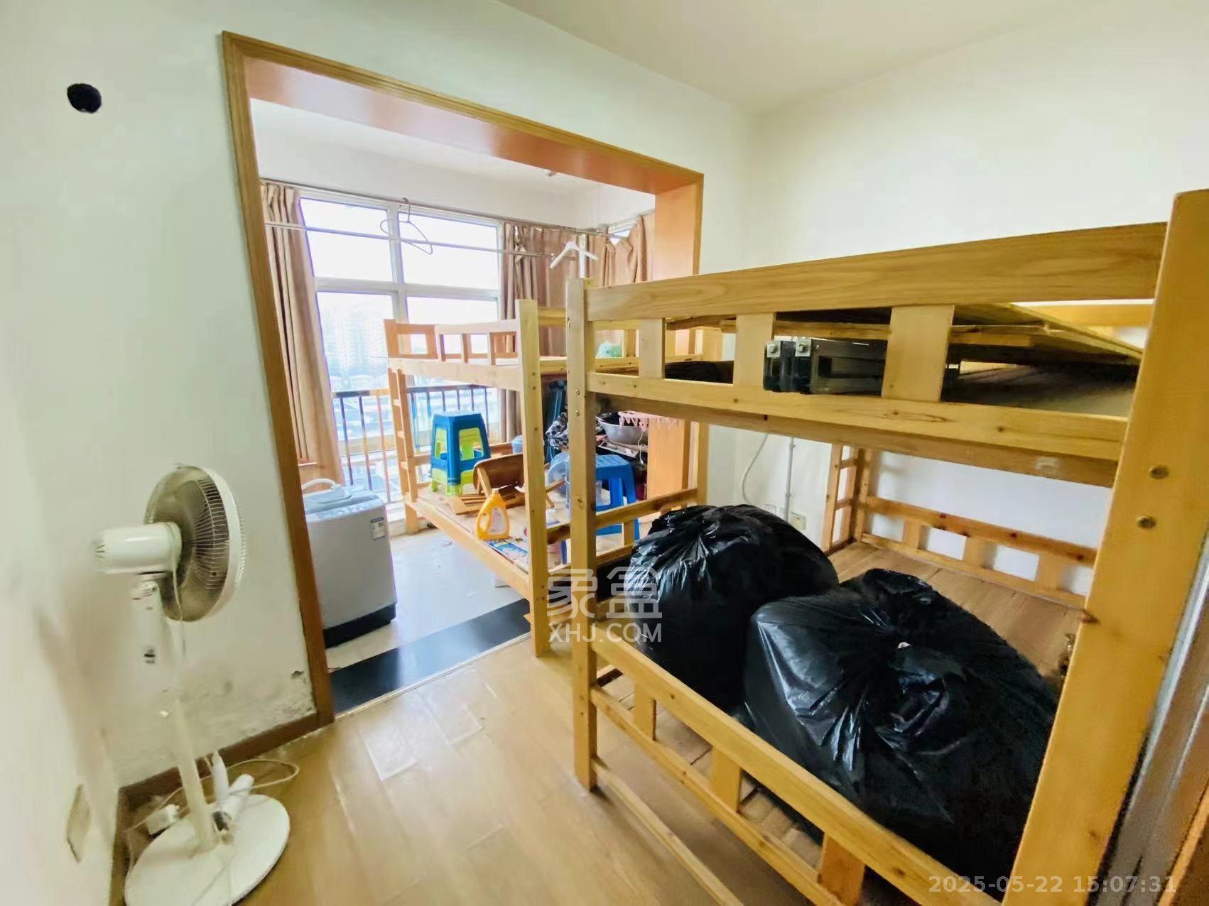 景泰雅苑(景江融城) 2室2厅1卫 3200.0元/月 景泰雅苑(景江融城) 2室2厅1卫 3200.0元/月室内图