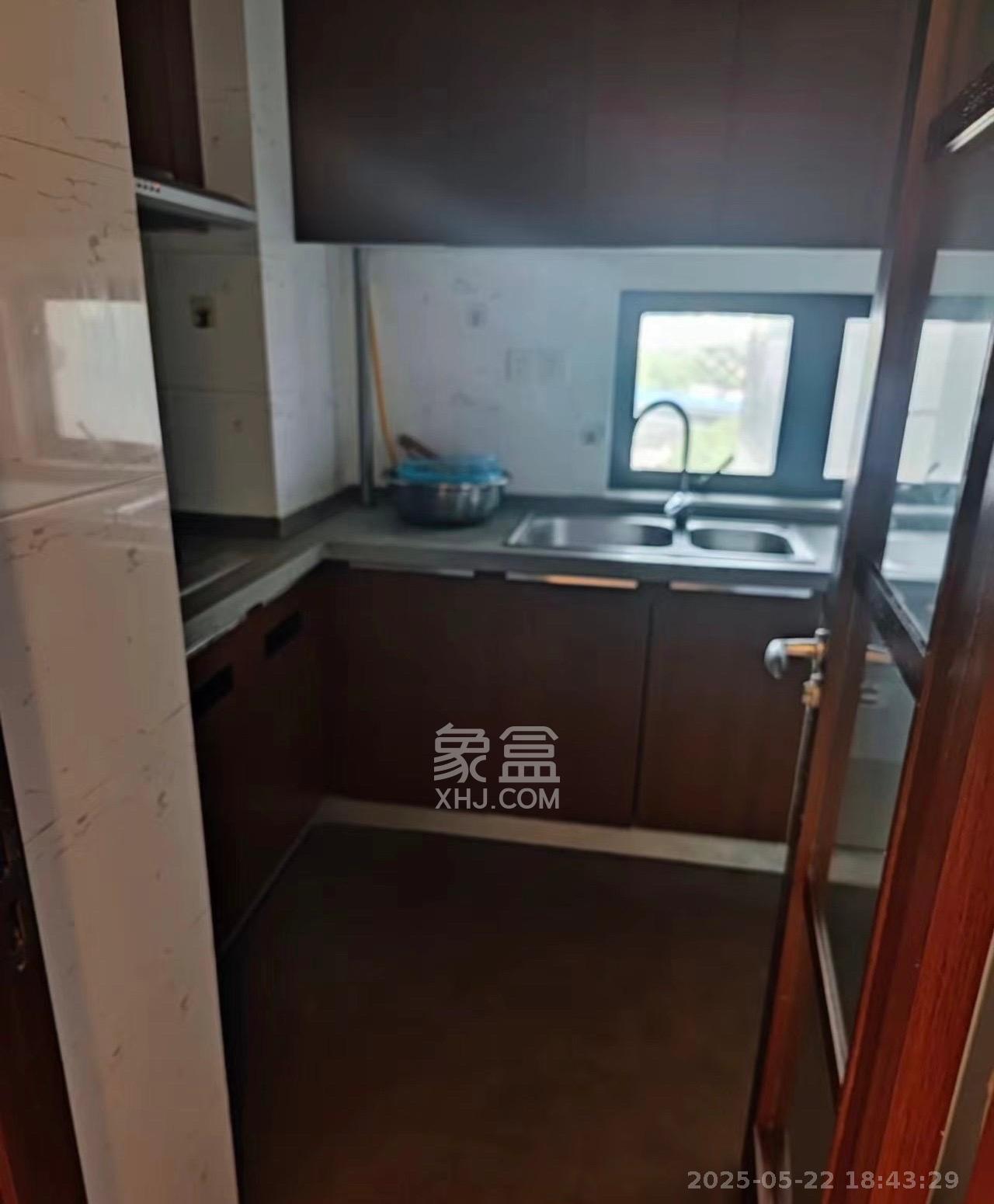 万科金域华府三四期  3室2厅1卫   2500.00元/月室内图