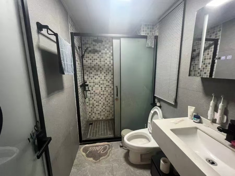 碧海蓝天  2室2厅1卫    110.0万 碧海蓝天  2室2厅1卫    110.0万室内图