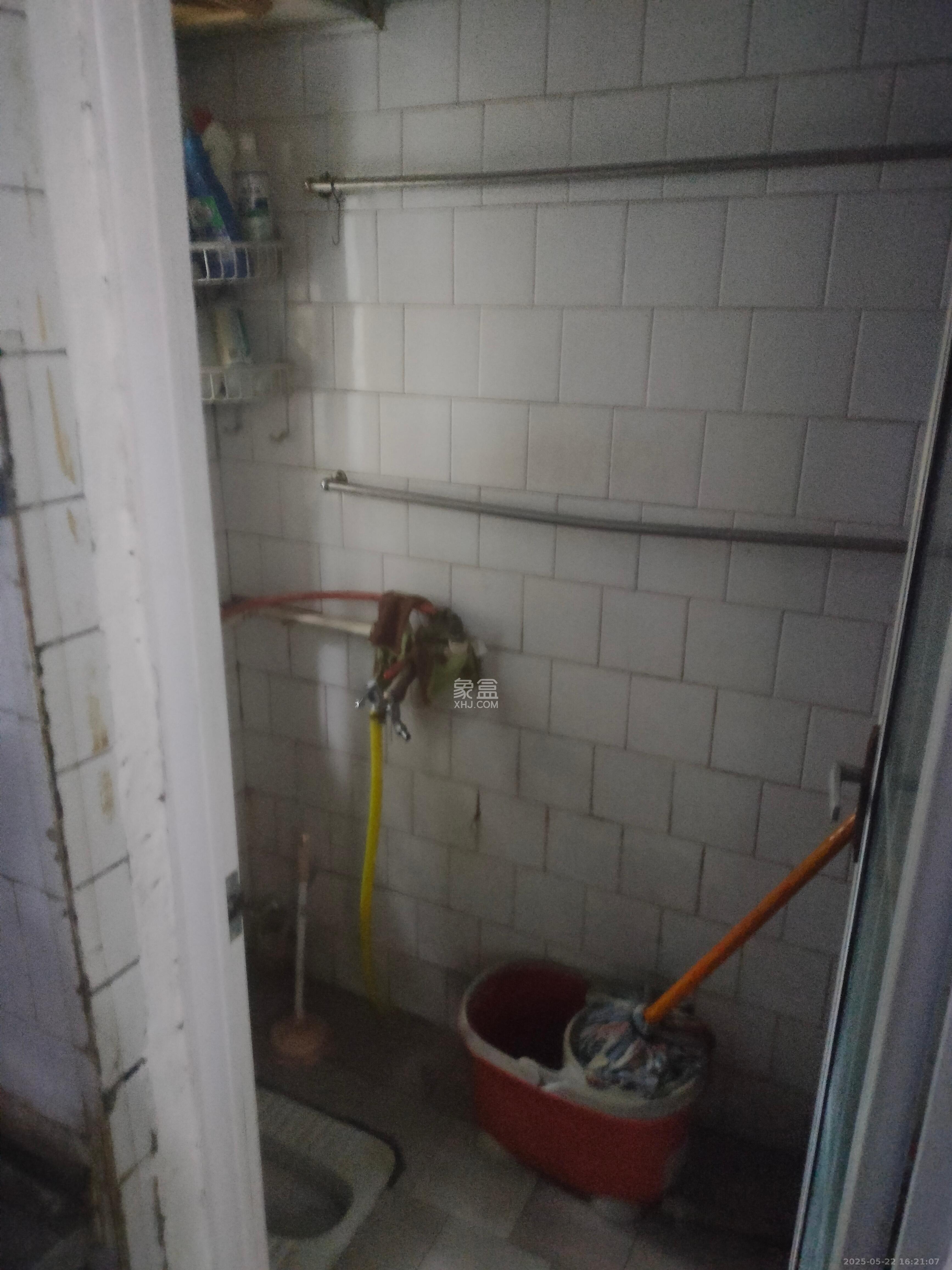 人民新村  2室1厅1卫    1400.0元/月 人民新村  2室1厅1卫    1400.0元/月室内图