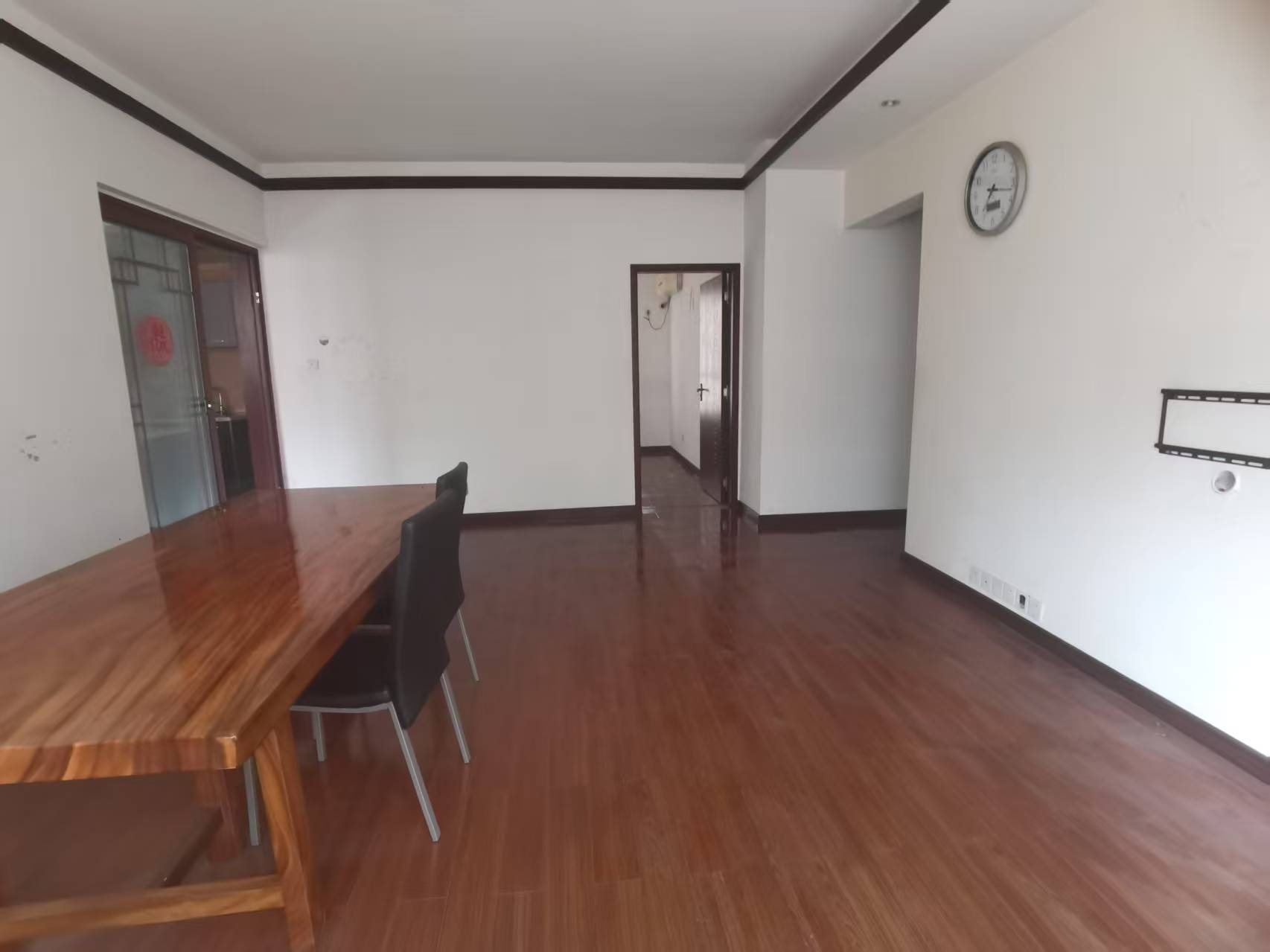 城市风景 4室2厅2卫 58.8万 城市风景 4室2厅2卫 58.8万室内图