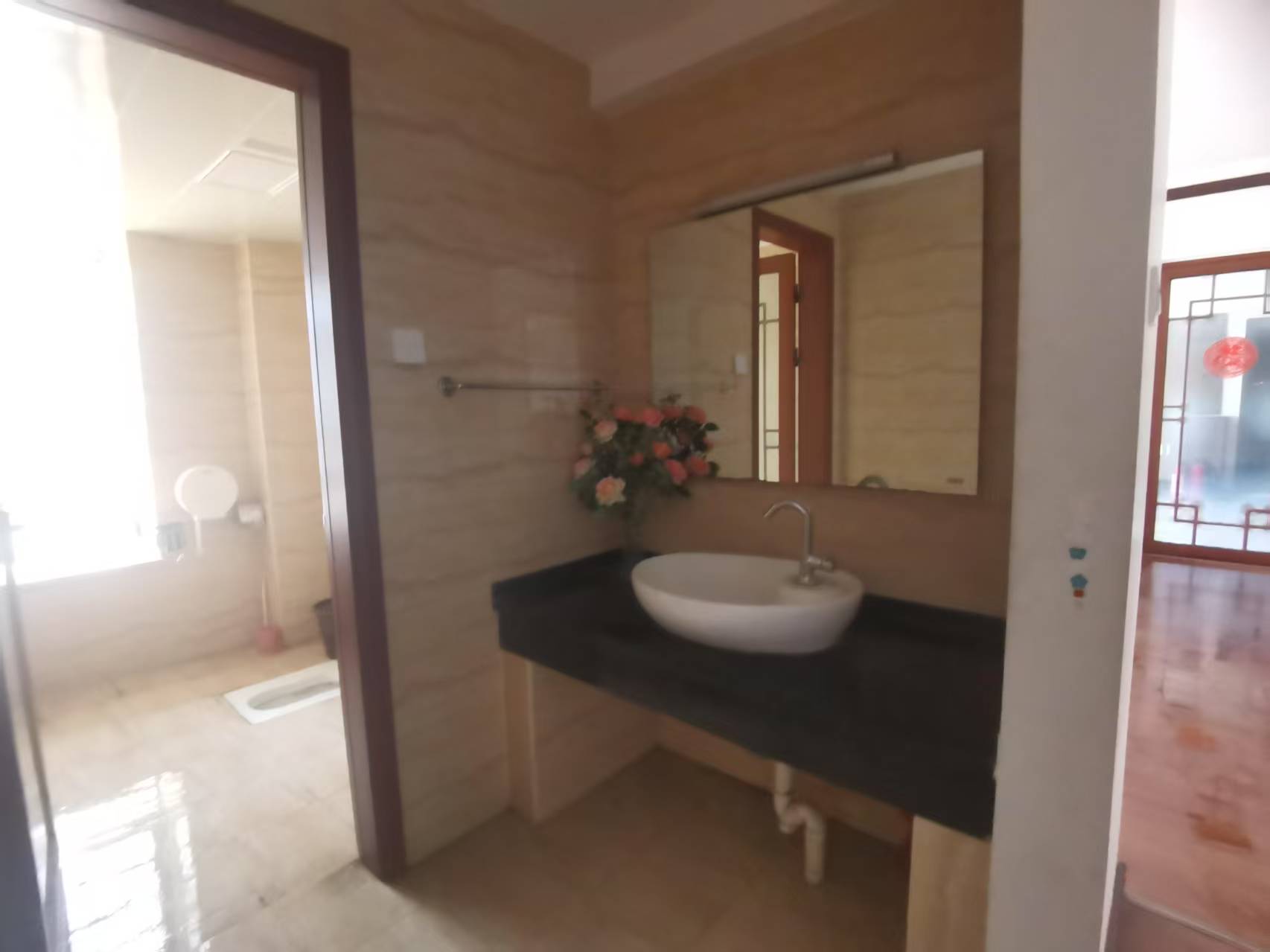 城市风景 4室2厅2卫 58.8万 城市风景 4室2厅2卫 58.8万室内图