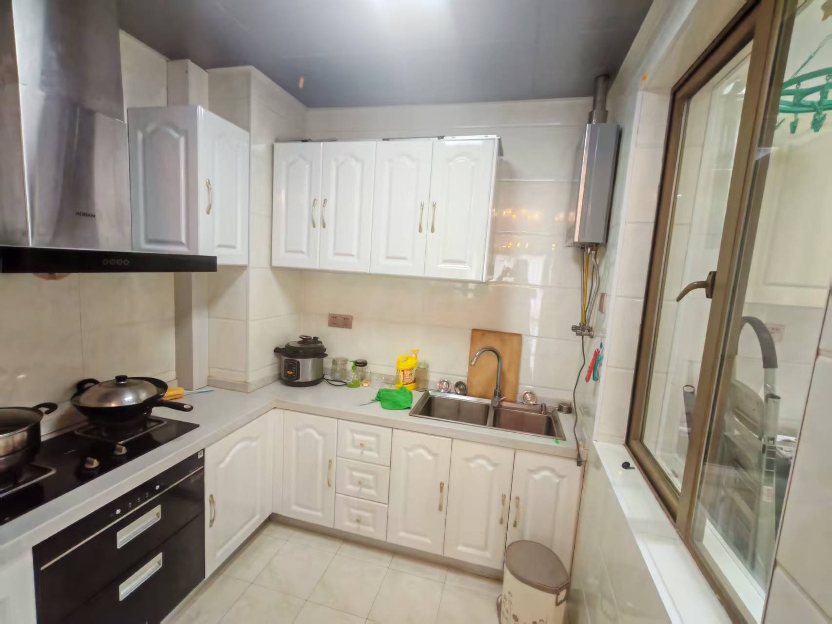 奥园广场 4室2厅2卫 82.8万 奥园广场 4室2厅2卫 82.8万室内图