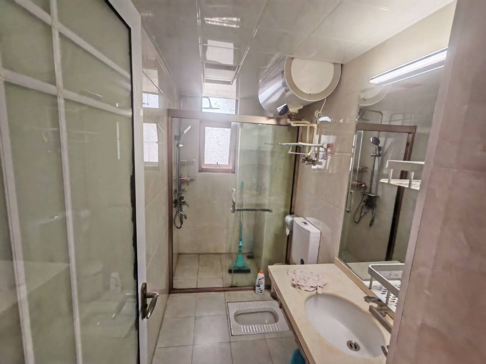 奥园广场 4室2厅2卫 82.8万 奥园广场 4室2厅2卫 82.8万室内图