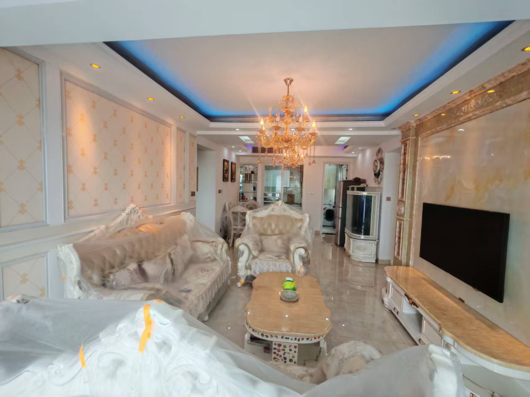 奥园广场 4室2厅2卫 82.8万 奥园广场 4室2厅2卫 82.8万室内图