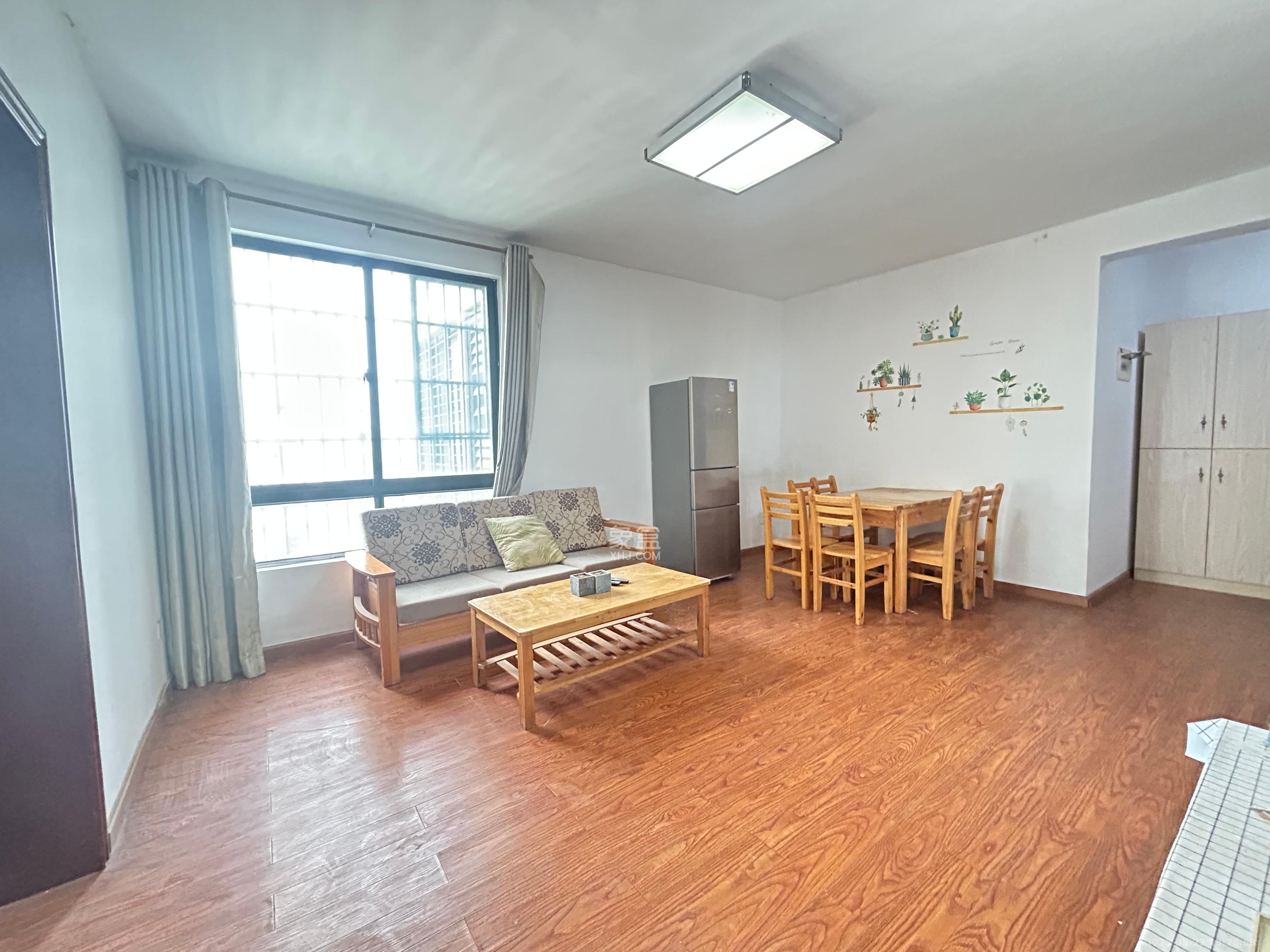 尊邸华庭  2室1厅1卫   2200.00元/月室内图