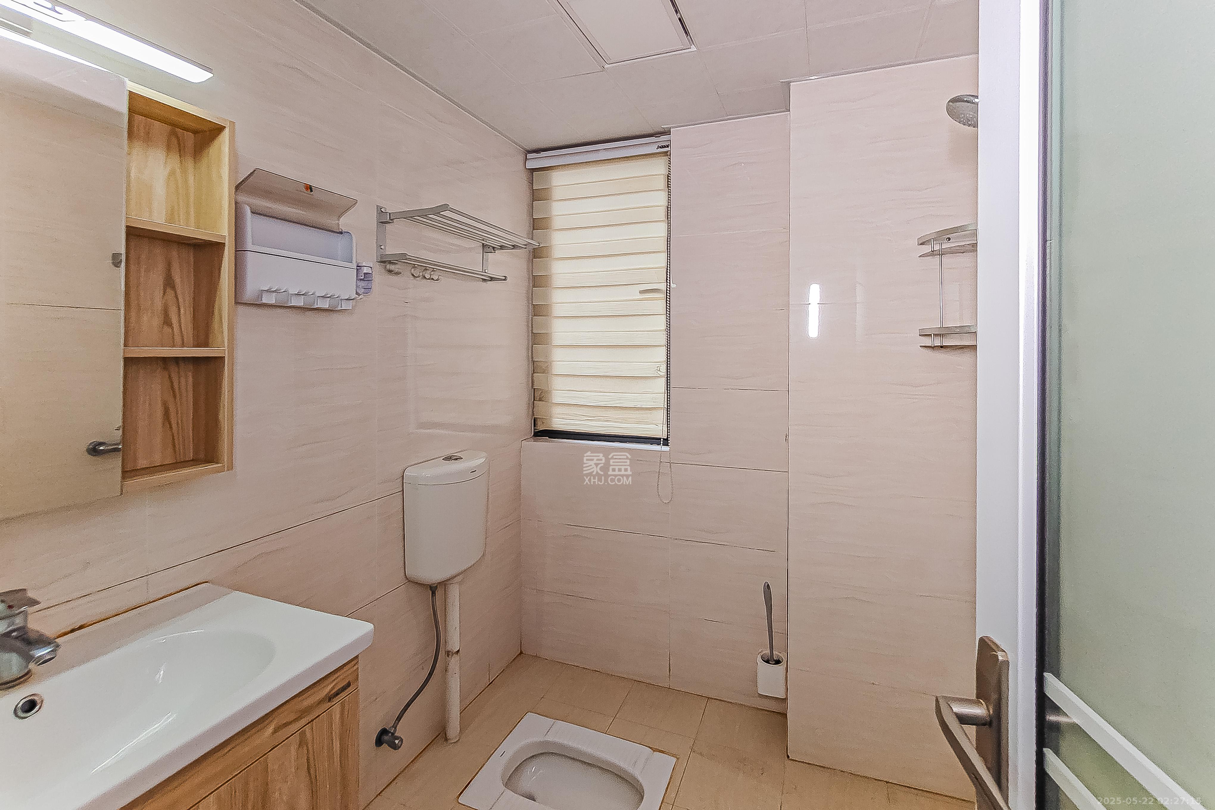 建发中央公园（建发美地）  3室2厅2卫    135.0万卫生间