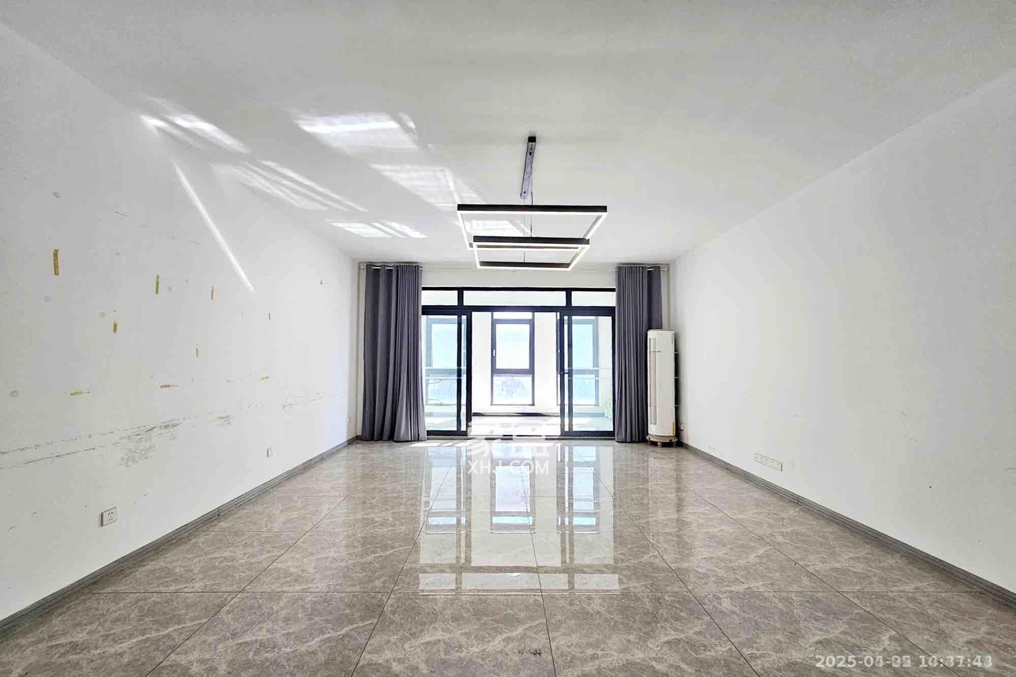 中隆国际御玺  4室2厅3卫    4500.0元/月室内图