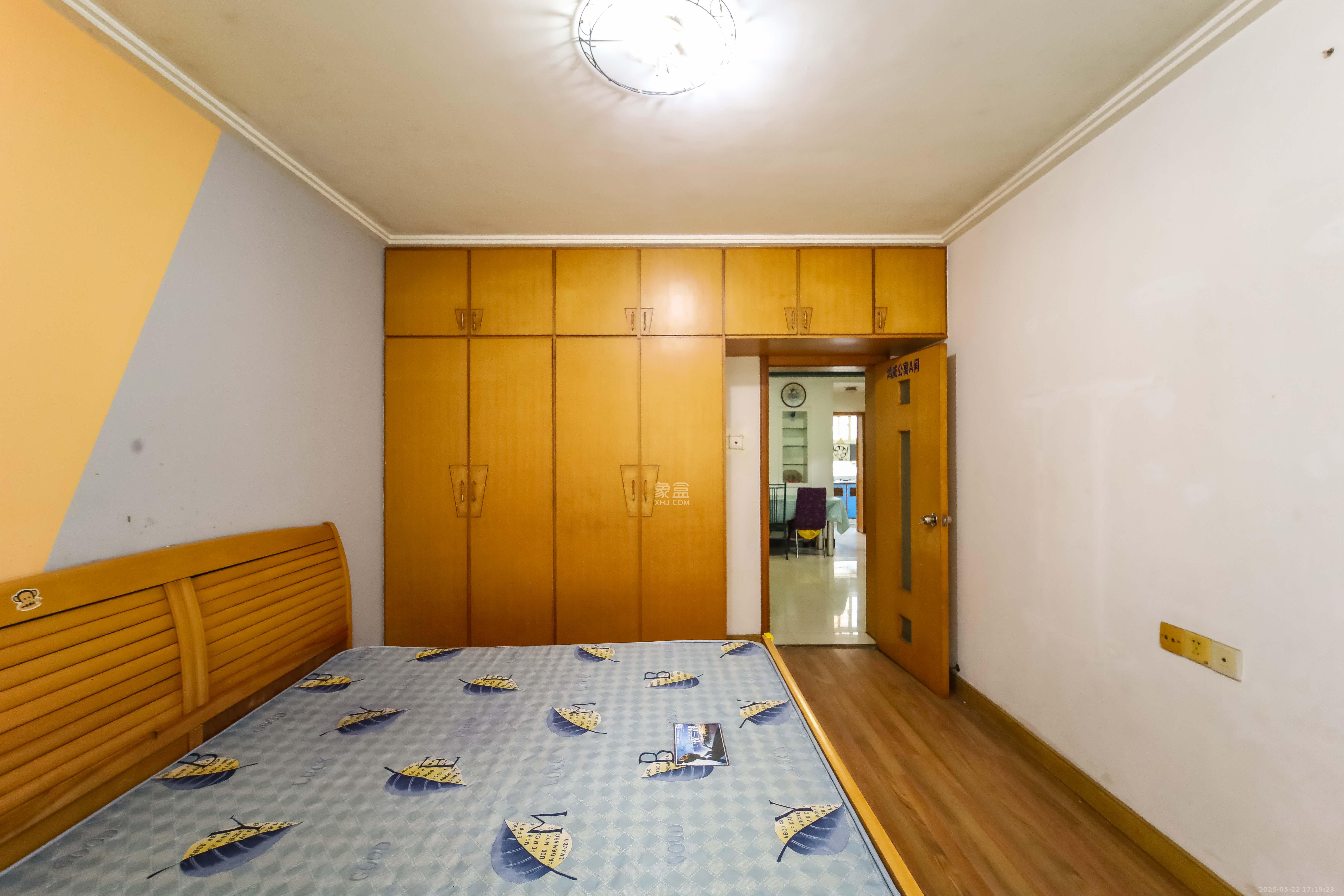 德政园  3室2厅1卫    54.0万 德政园  3室2厅1卫    54.0万卧室