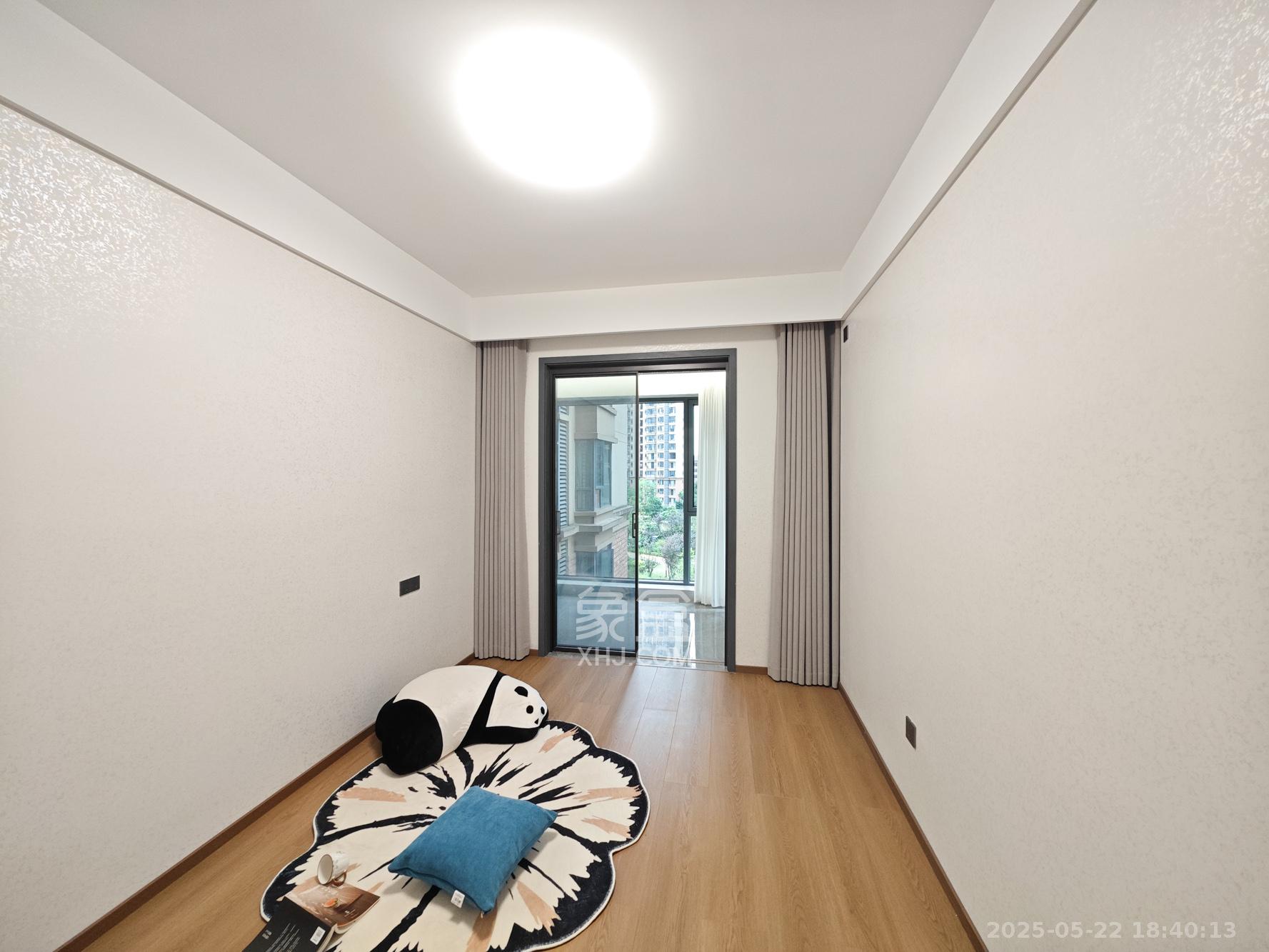 中建嘉和城  4室2厅2卫   149.80万卧室