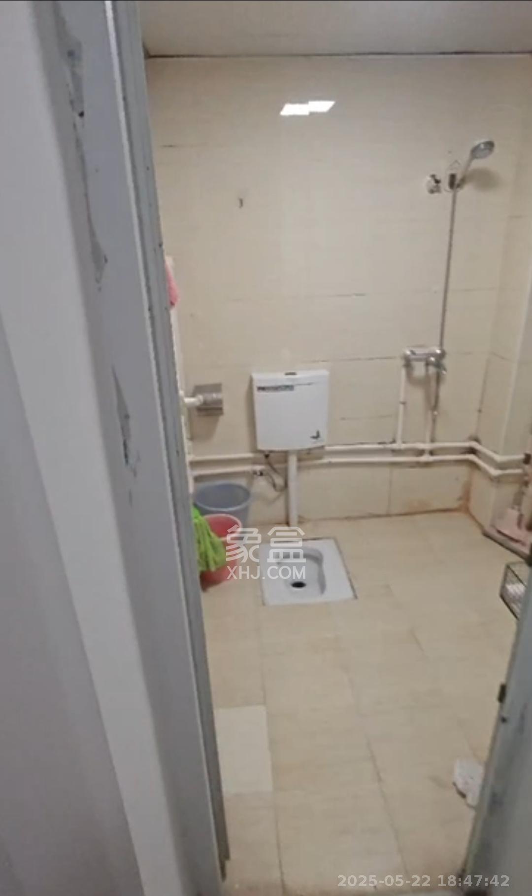 邮电新村  1室2厅1卫   1800.00元/月室内图