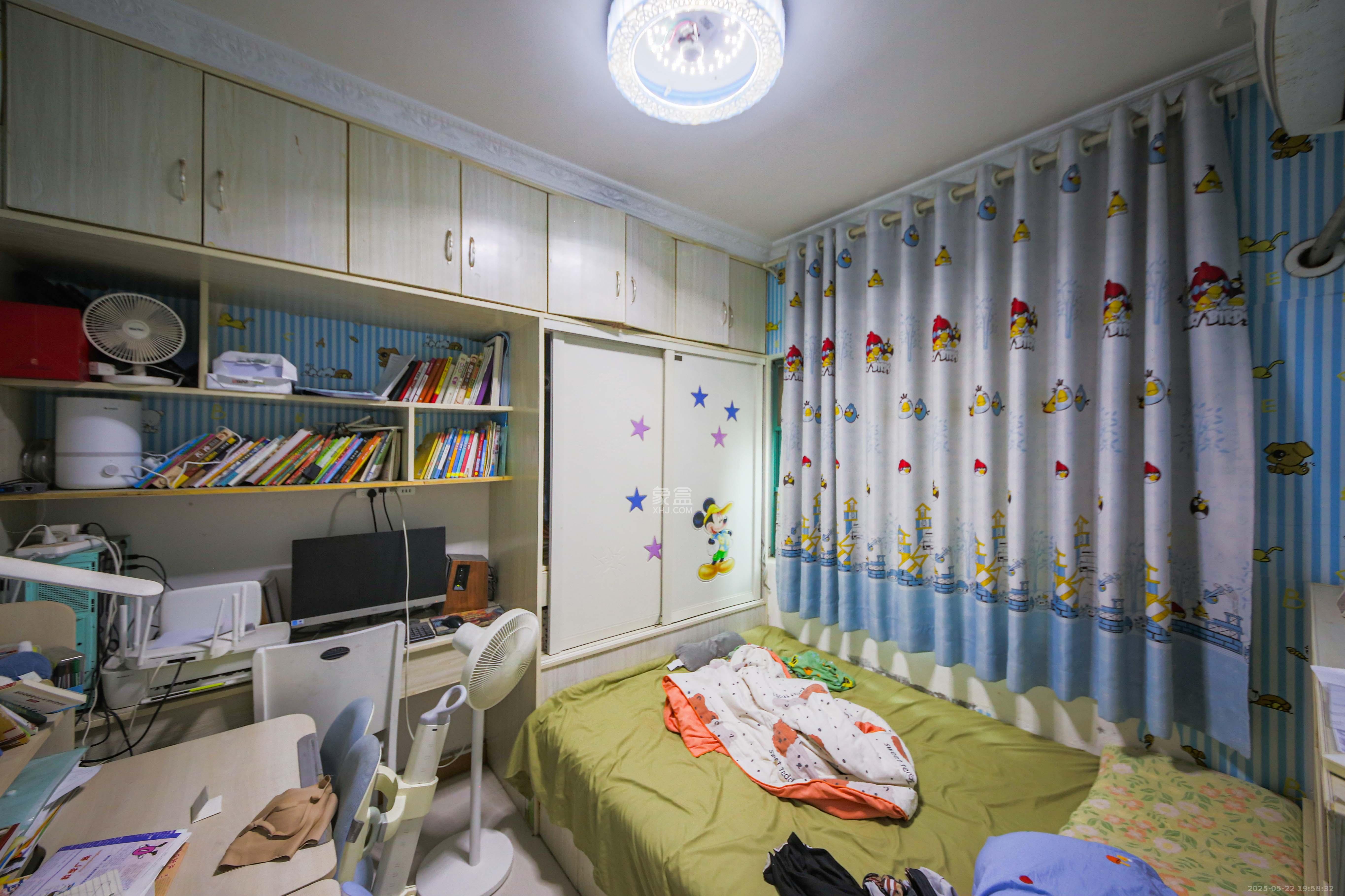 才子嘉都  3室2厅1卫   62.80万卧室