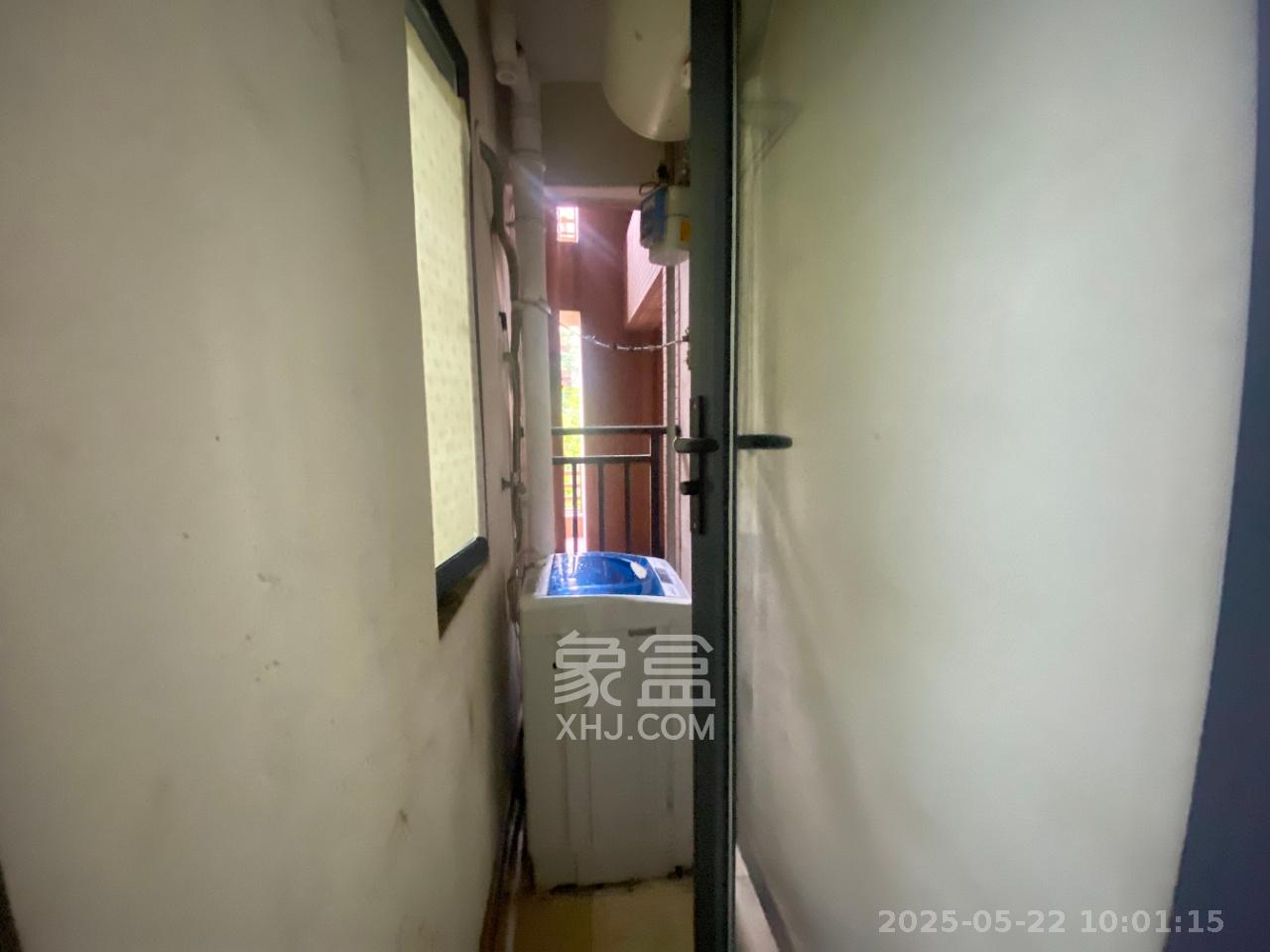 中建芙蓉工社  2室1厅1卫   1700.00元/月室内图