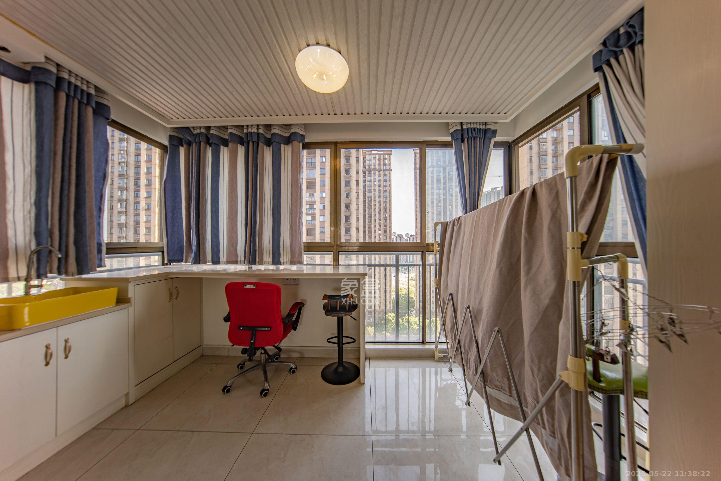 江山帝景雅典  4室2厅2卫    2500.0元/月 江山帝景雅典  4室2厅2卫    2500.0元/月室内图